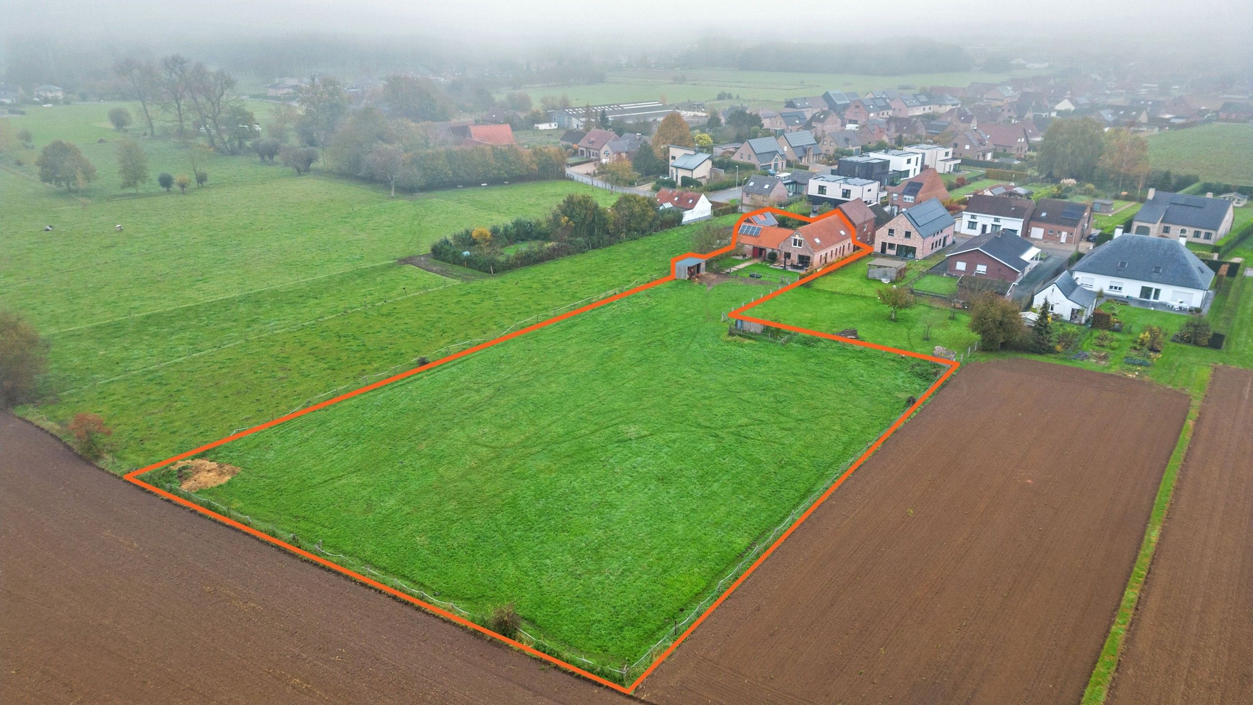 GALMAARDEN –Stijlvol gerenoveerde woning met prachtig zicht  foto 22