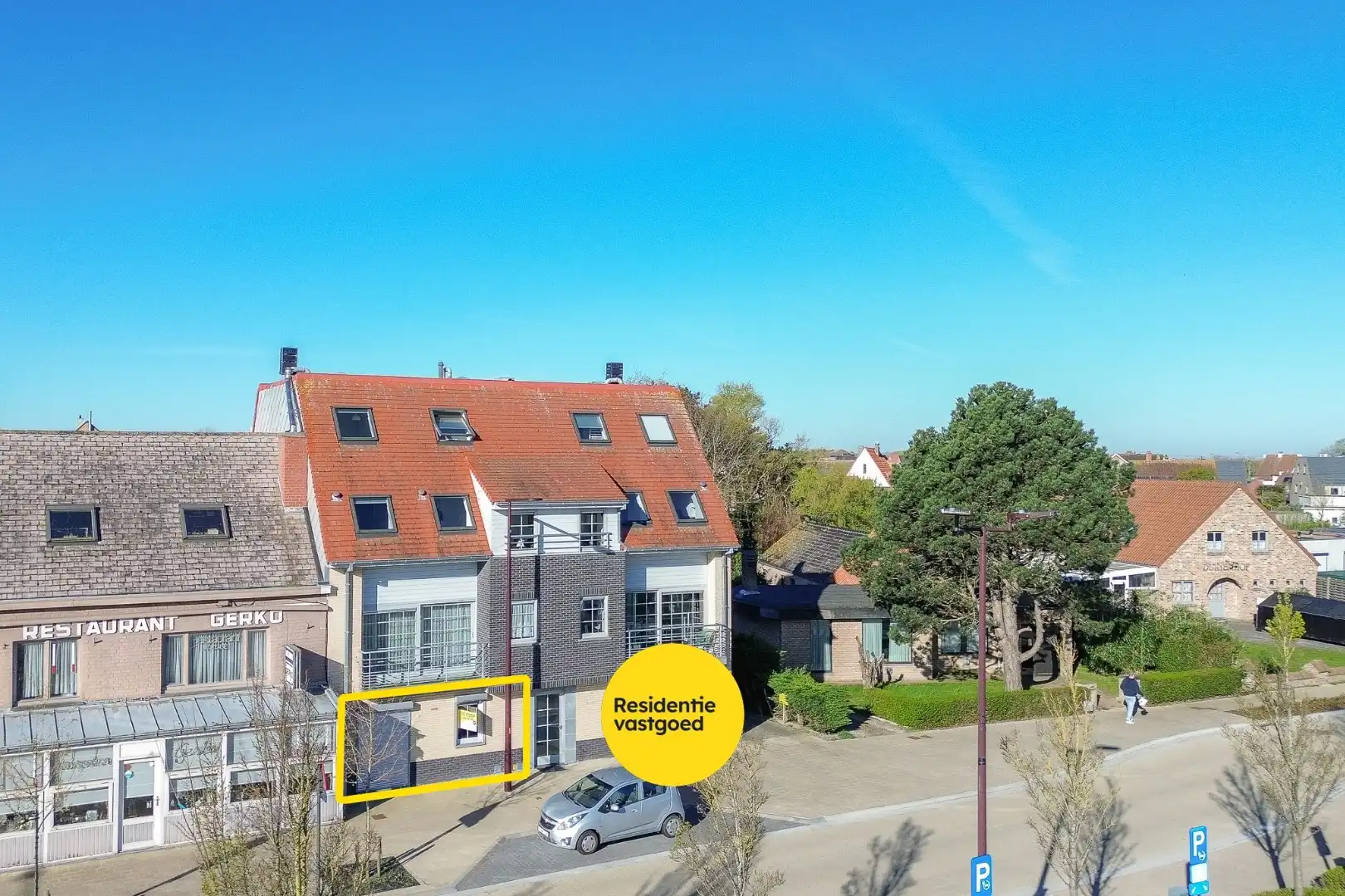 Modern gelijkvloers appartement met 2 slaapkamers– op slechts 500m van strand en zee! foto {{pictureIndex}}