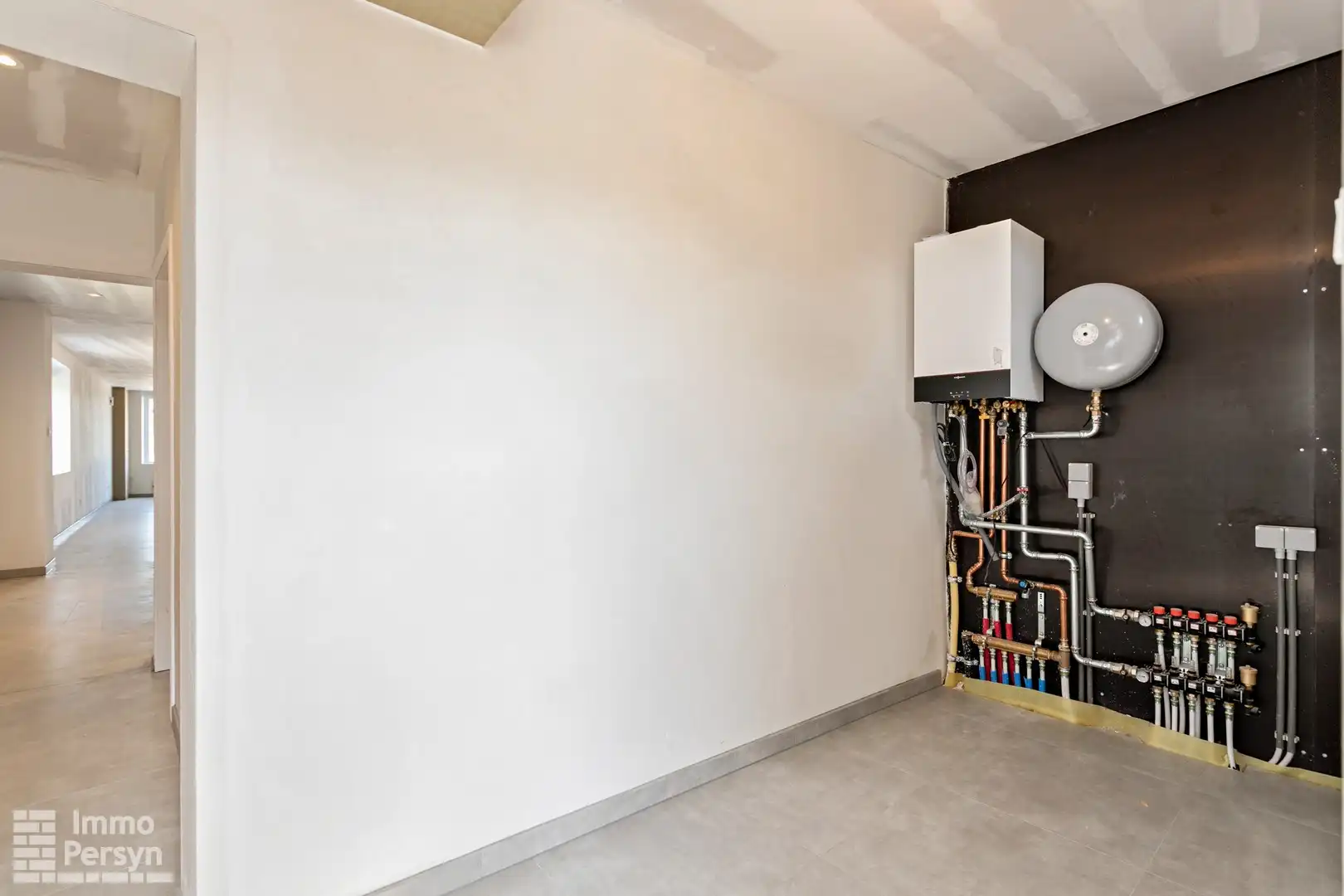 Instapklare halfopen bebouwing met 3 slaapkamers foto 12