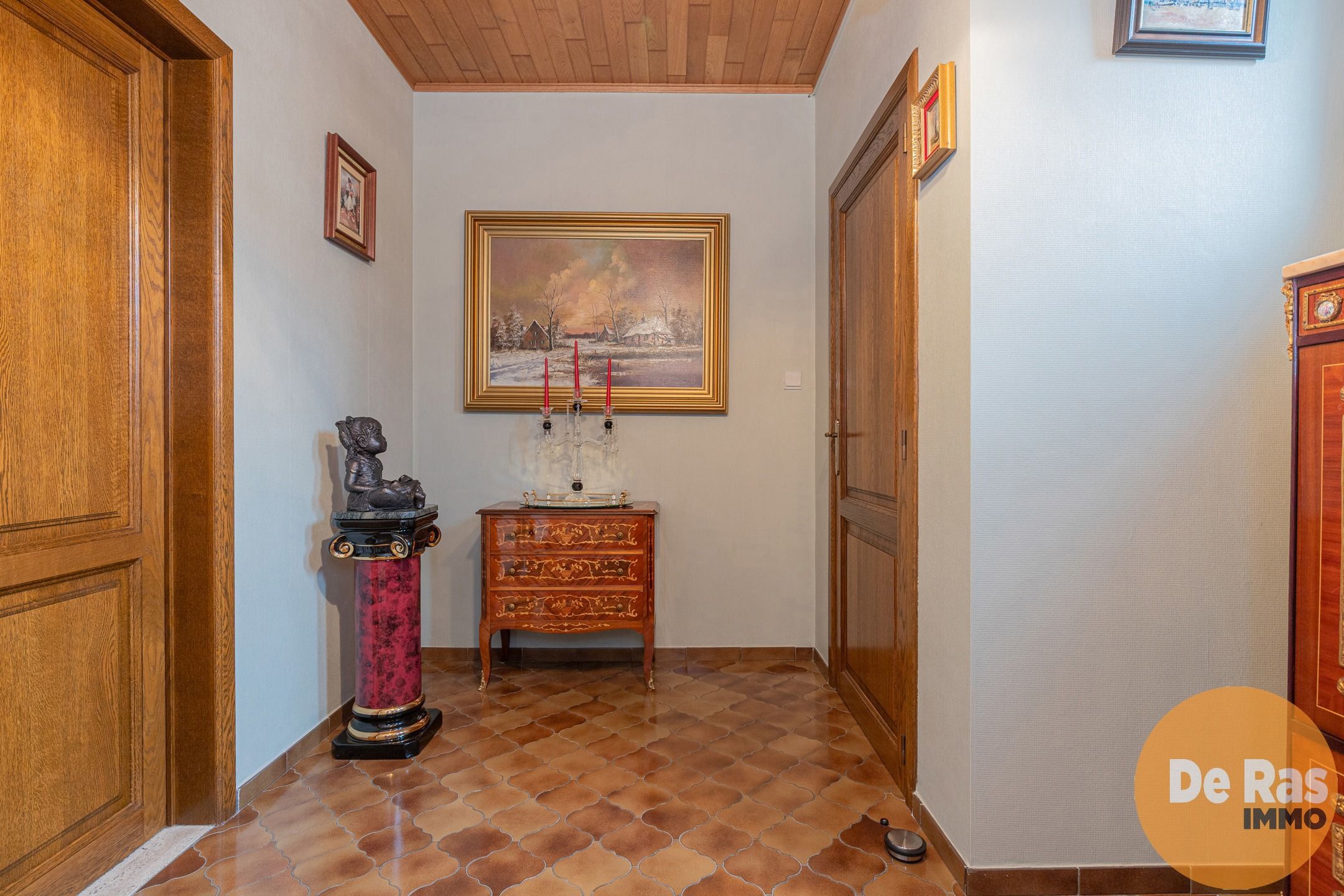 HILLEGEM - Mooie bungalow in rustige woonwijk op toplocatie foto 3