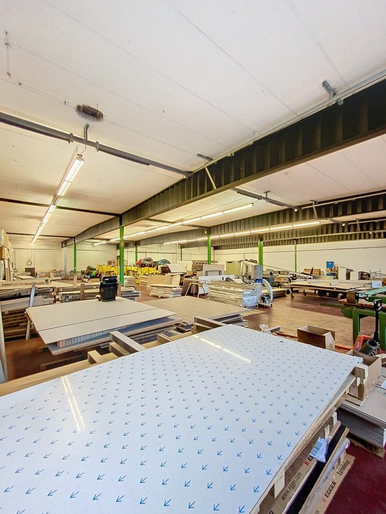 3400m² bedrijfsgebouw op 99a85ca foto 4