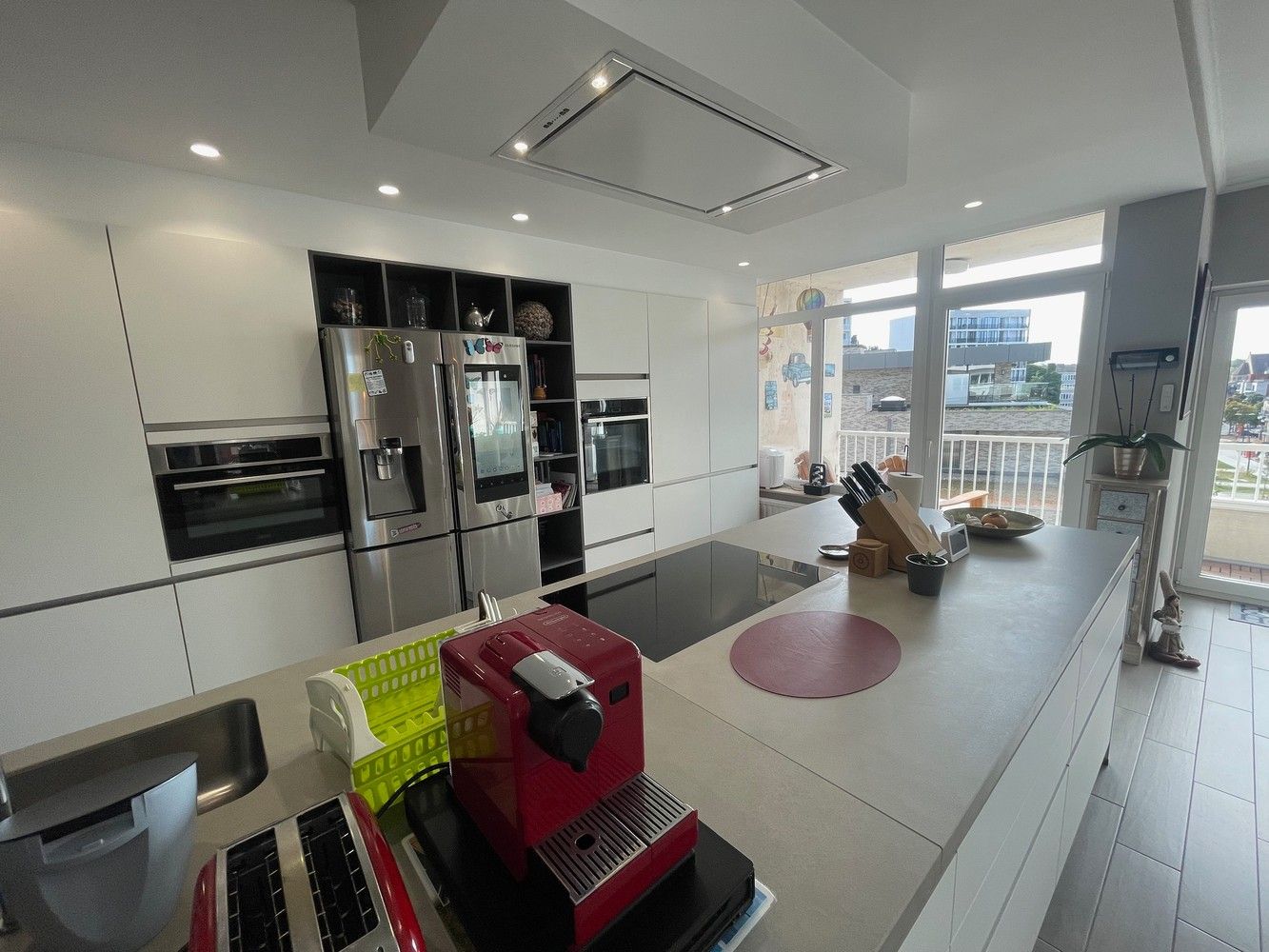 Genk, Jan Habexlaan 17 bus 2: Ruim, modern en energiezuinig appartement met 3 slaapkamers, 3 terrassen en autostaanplaats. foto 10