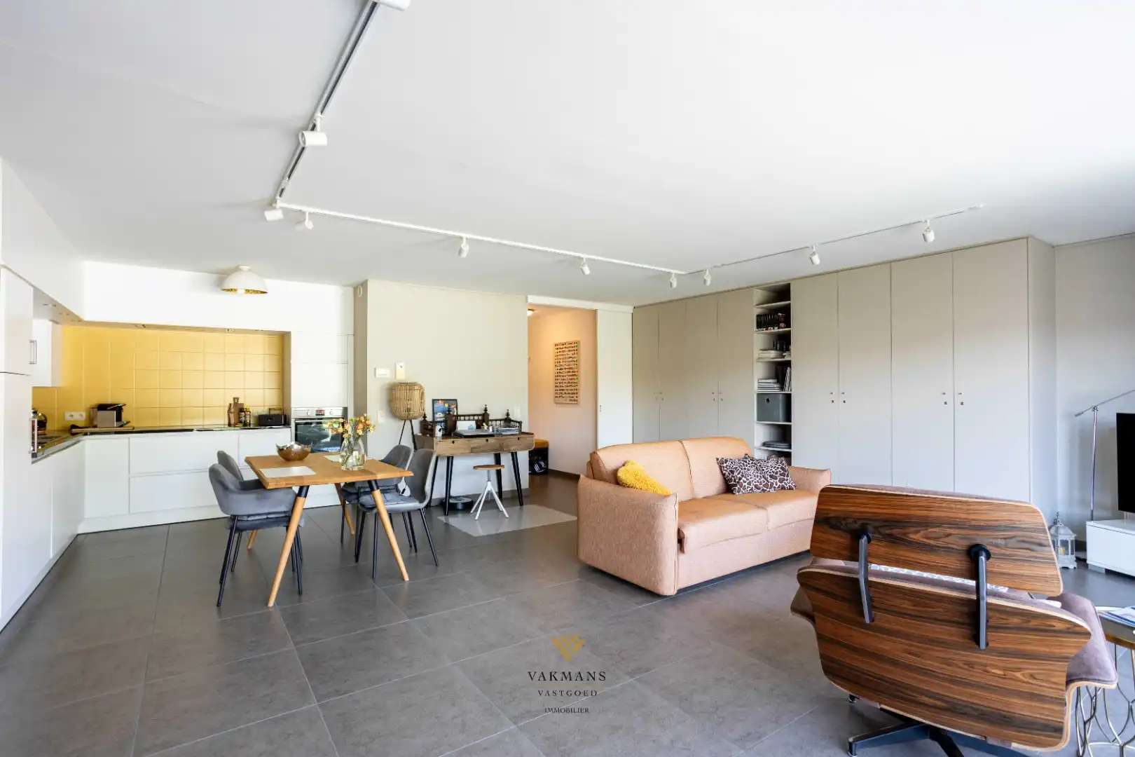 Gelijkvloers appartement met tuin foto 6