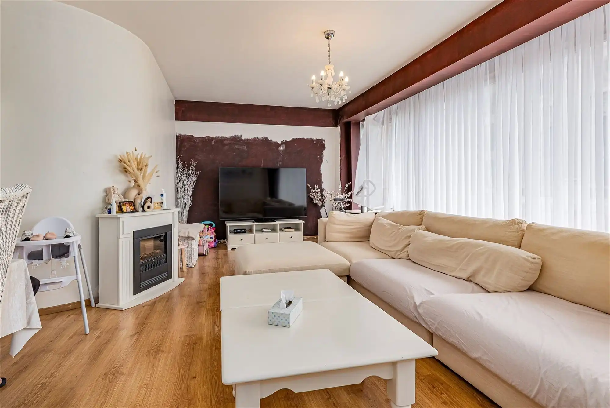 Zeer licht 3 slaapkamer appartement aan Rooseveltplaats en Opera foto 4