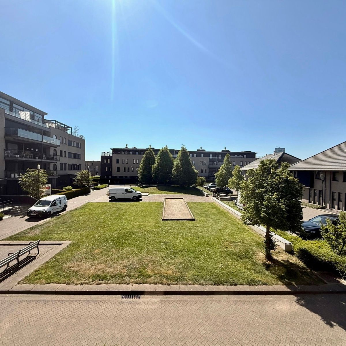 2-slaapkamerappartement met autostaanplaats en terras foto 15