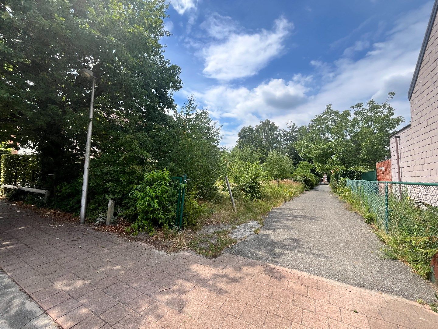 Bouwgrond voor gezinswoning in kindvriendelijke woonbuurt foto 5
