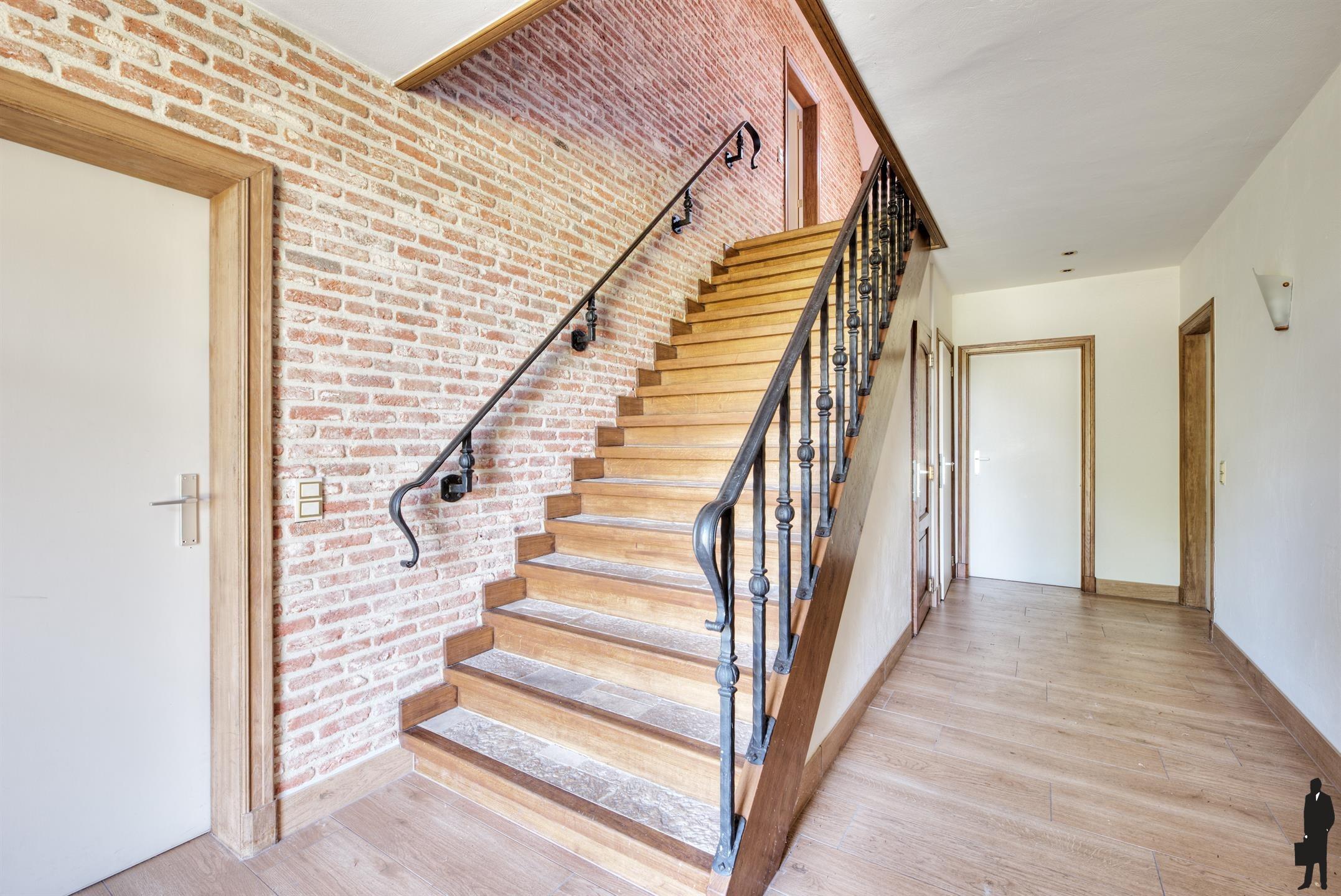 Luxe kangoeroe-villa te Sint-Job met paardenacc. op ca. 1,2 HA! foto 32