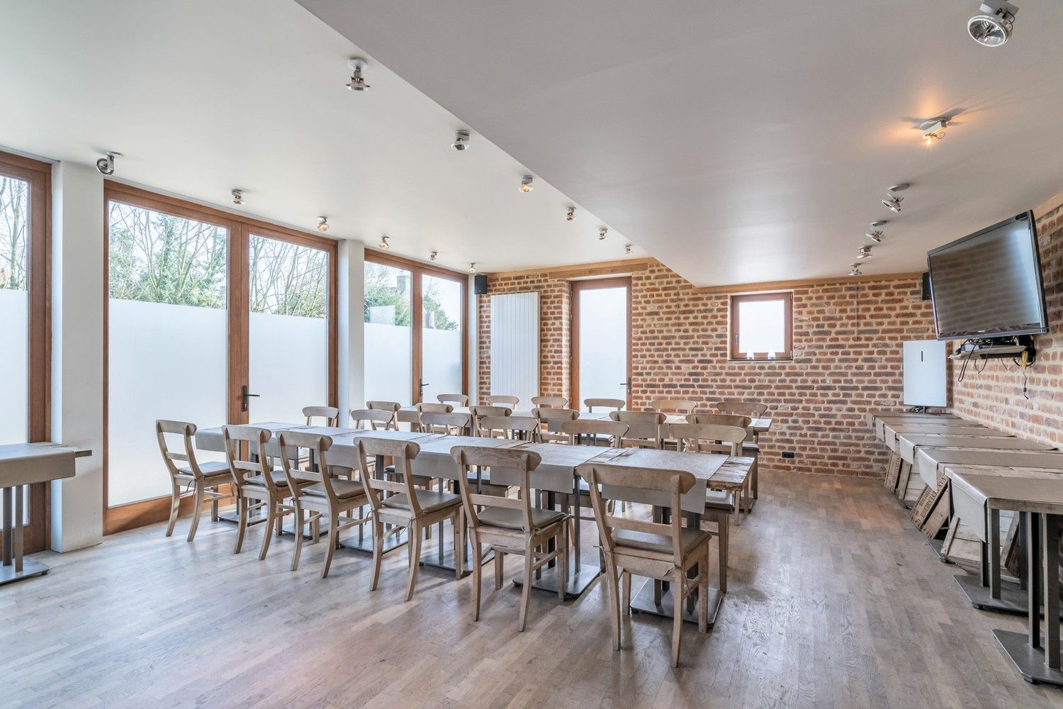 Unieke, gerestaureerde hoeve op toplocatie te Neerijse foto 17