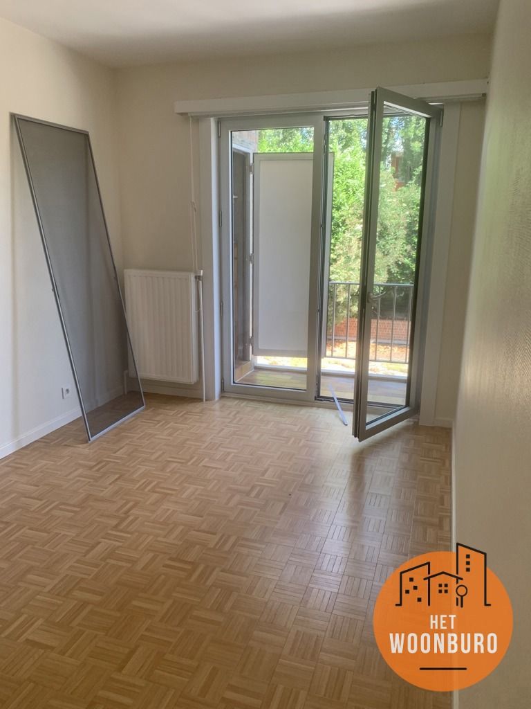 Appartement 2e Rechts + garage foto 10