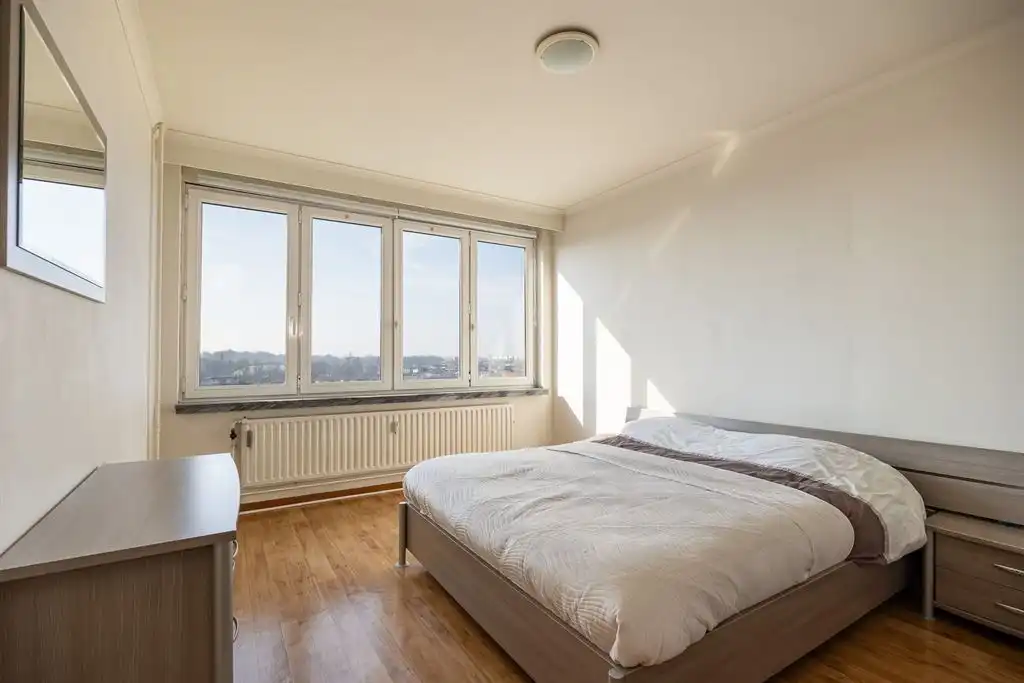 Appartement met terras en panoramisch zicht op park foto 9