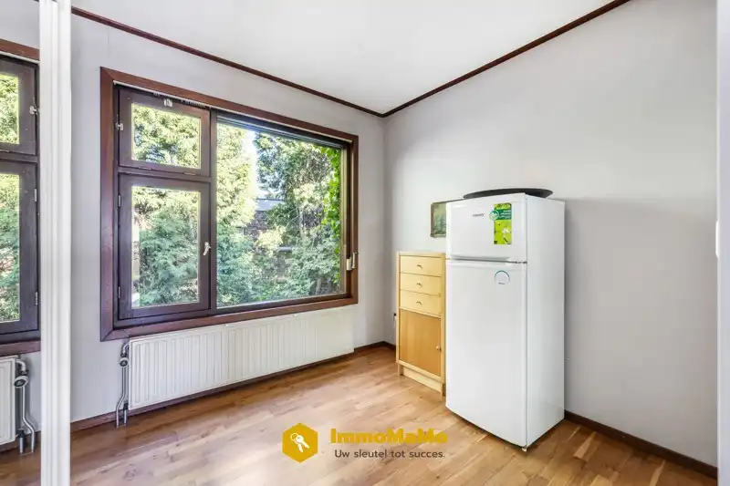 HUIS MET 5 SLAAPKAMERS EN DUBBELE GARAGE TE KOOP IN WACHTEBEKE foto 10