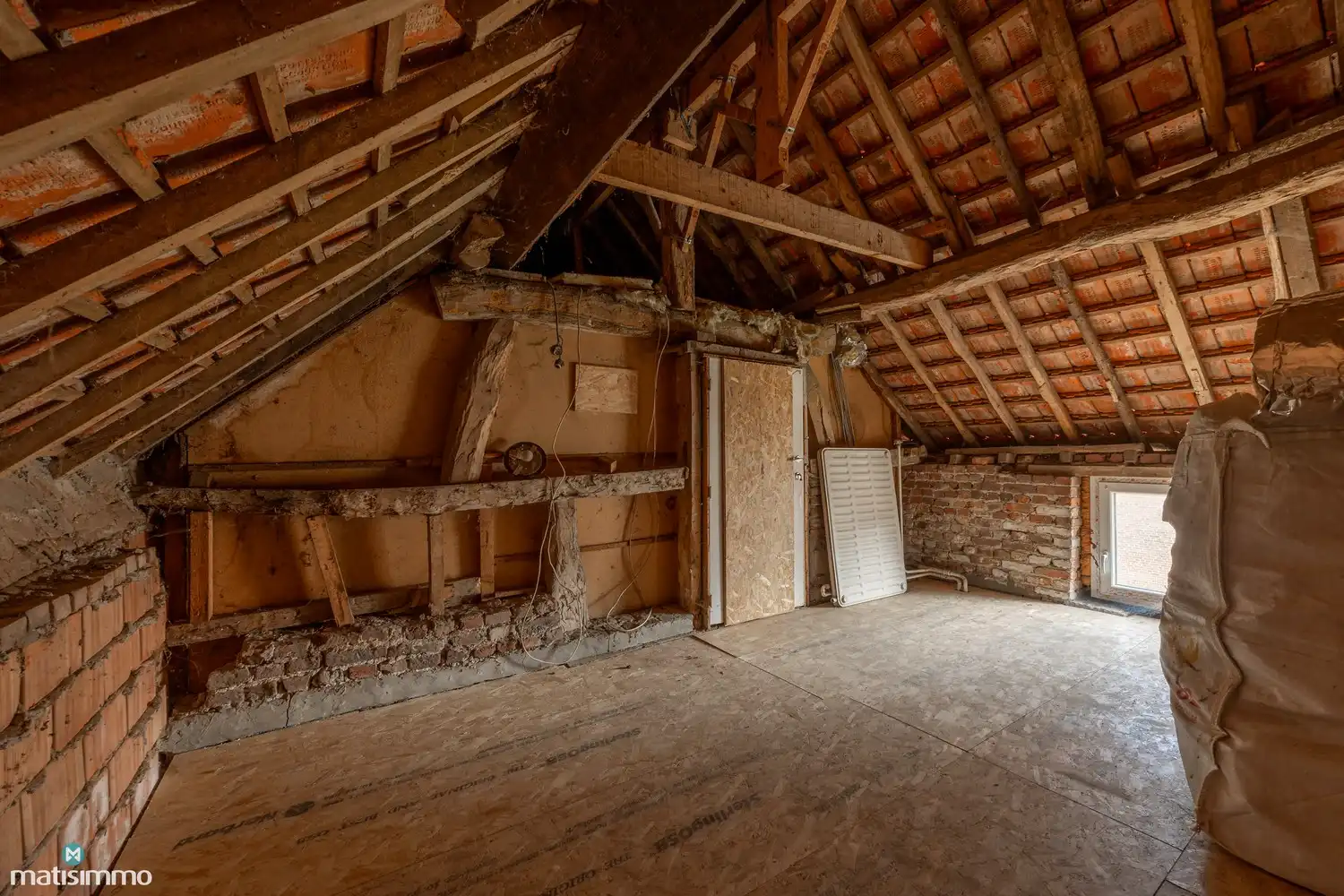 LANDELIJKE GEZINSWONING MET (MOGELIJKHEID TOT) 3 SLAAPKAMERS EN TUIN MET VRIJSTAANDE GARAGE IN MILLEN (RIEMST) foto 23