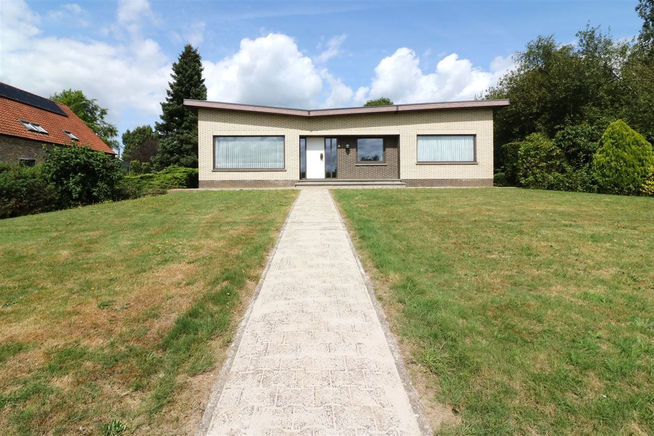 Prachtig gelegen woning met 3 slpk. nabij centrum Herk-de-Stad foto 1