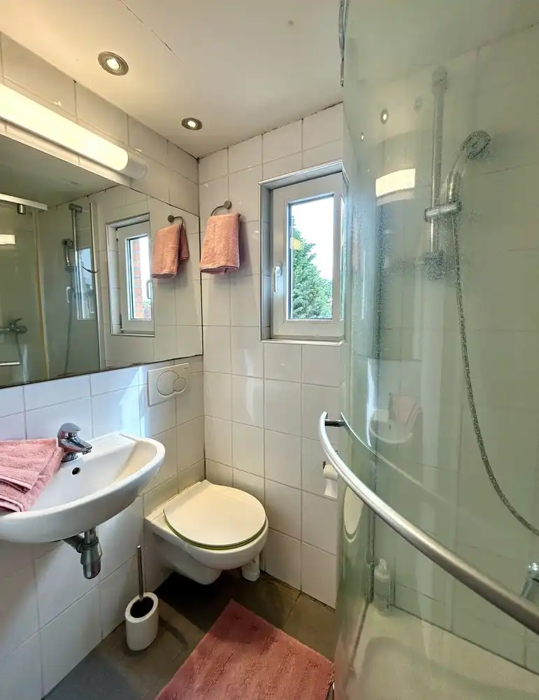 Gemeubeld, lichtrijk appartement op toplocatie te Leuven foto 10