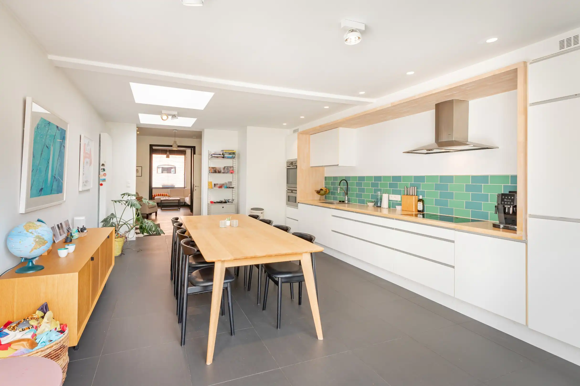 Knap ingerichte woning met heerlijke tuin! foto 5