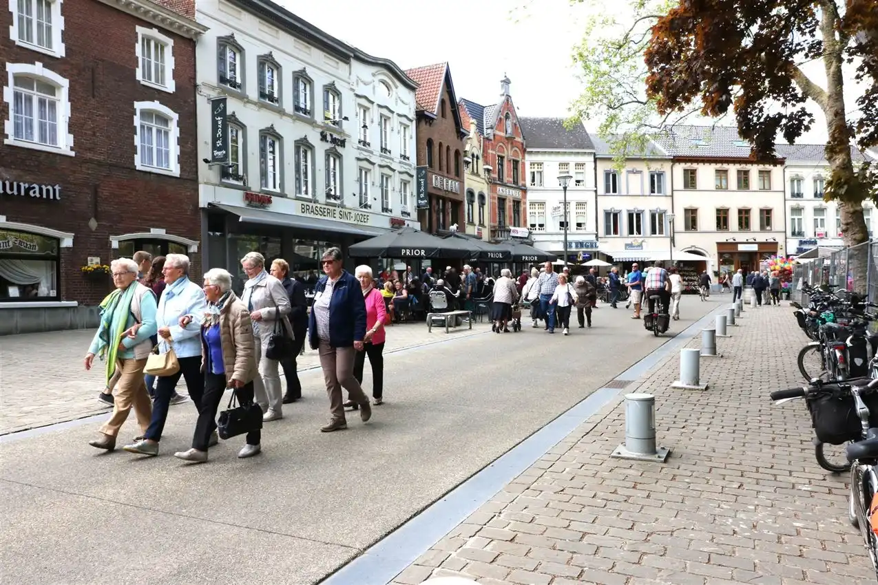 Authentiek bruin café in hartje Scherpenheuvel foto 4