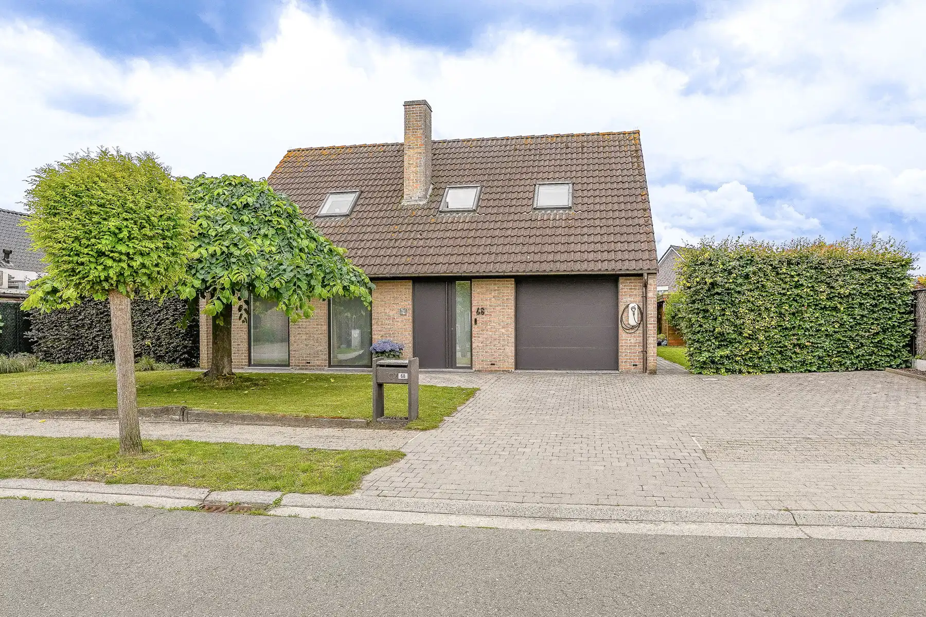 Rustig gelegen, open bebouwing te Westrode (Meise). foto {{pictureIndex}}