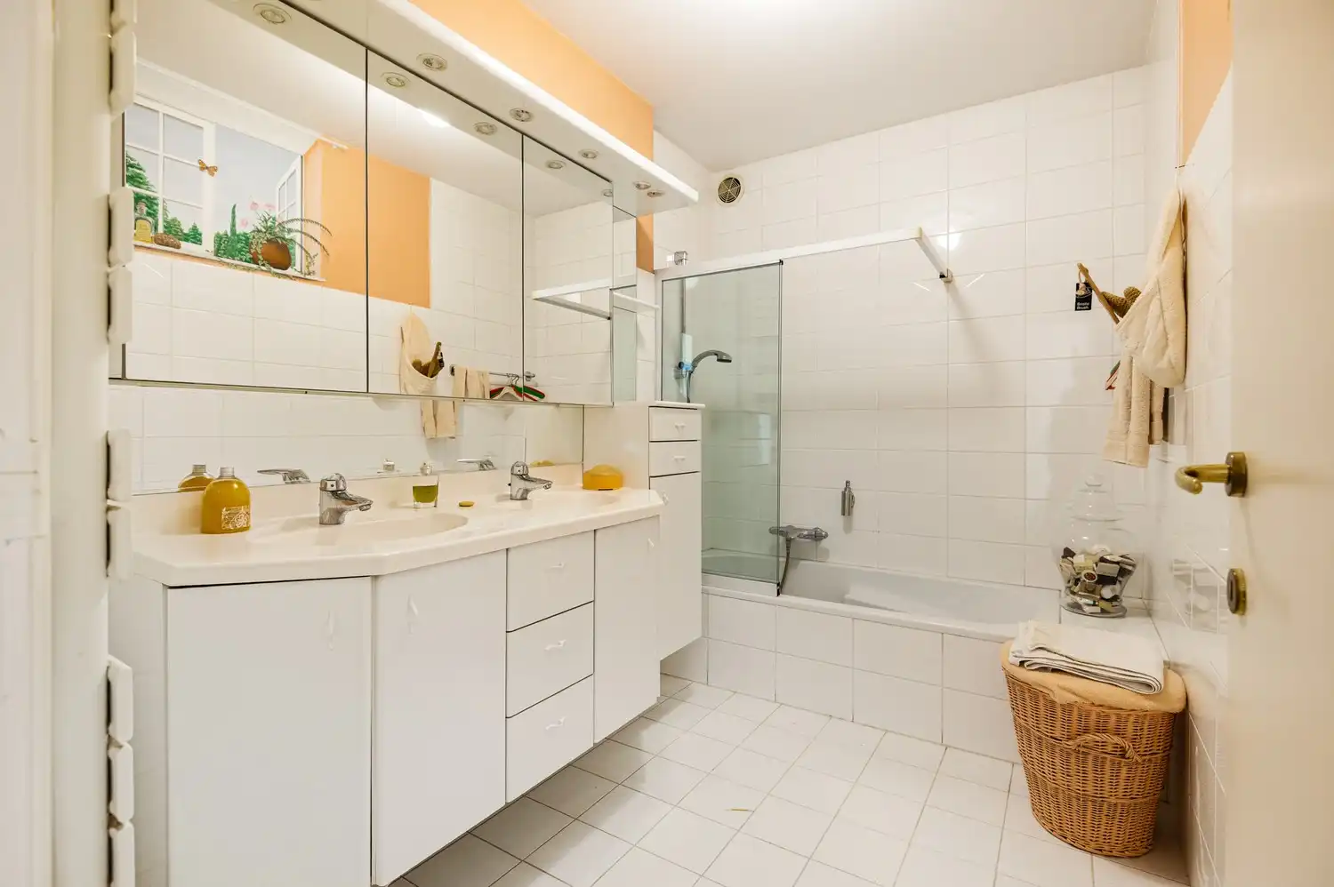 Ruim en lichtrijk appartement met 2 slaapkamers en 2 terrassen in Deurne! foto 16