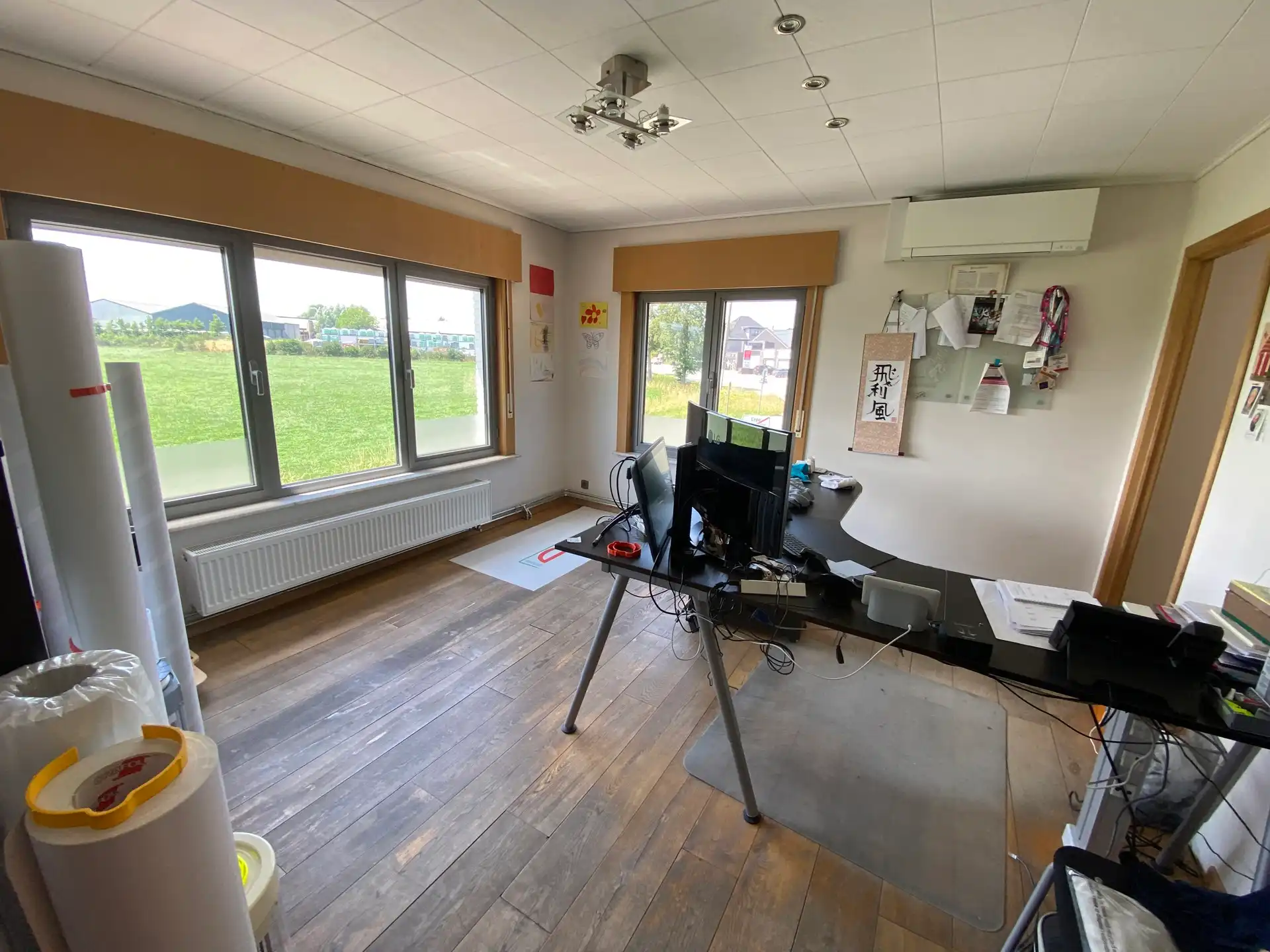ERPE - Handelswoning met grote zichtbaarheid en parking foto 13