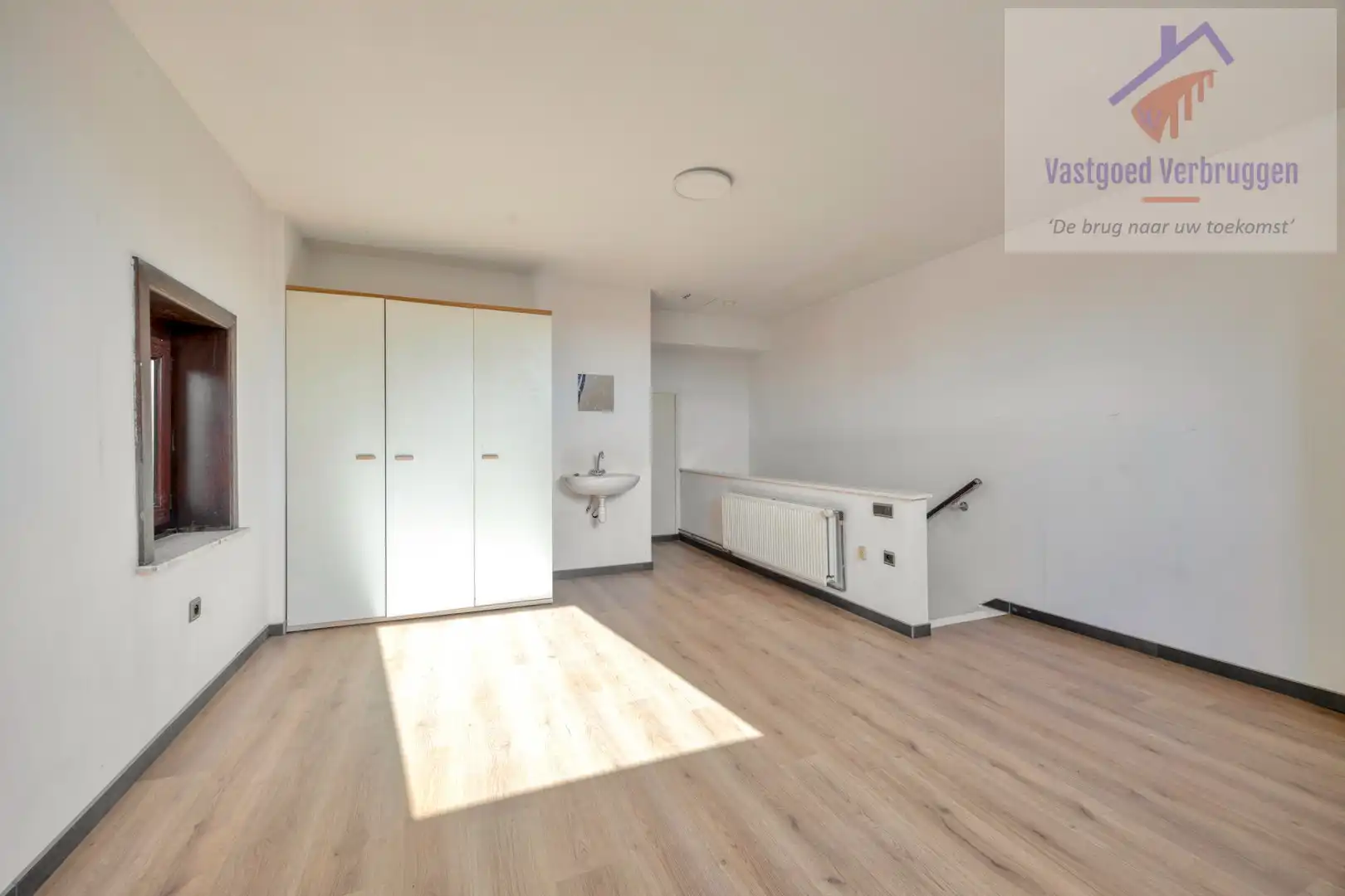 Ruime woning vergund als kamerwoning (3 kamers) met winkelruimte foto 15