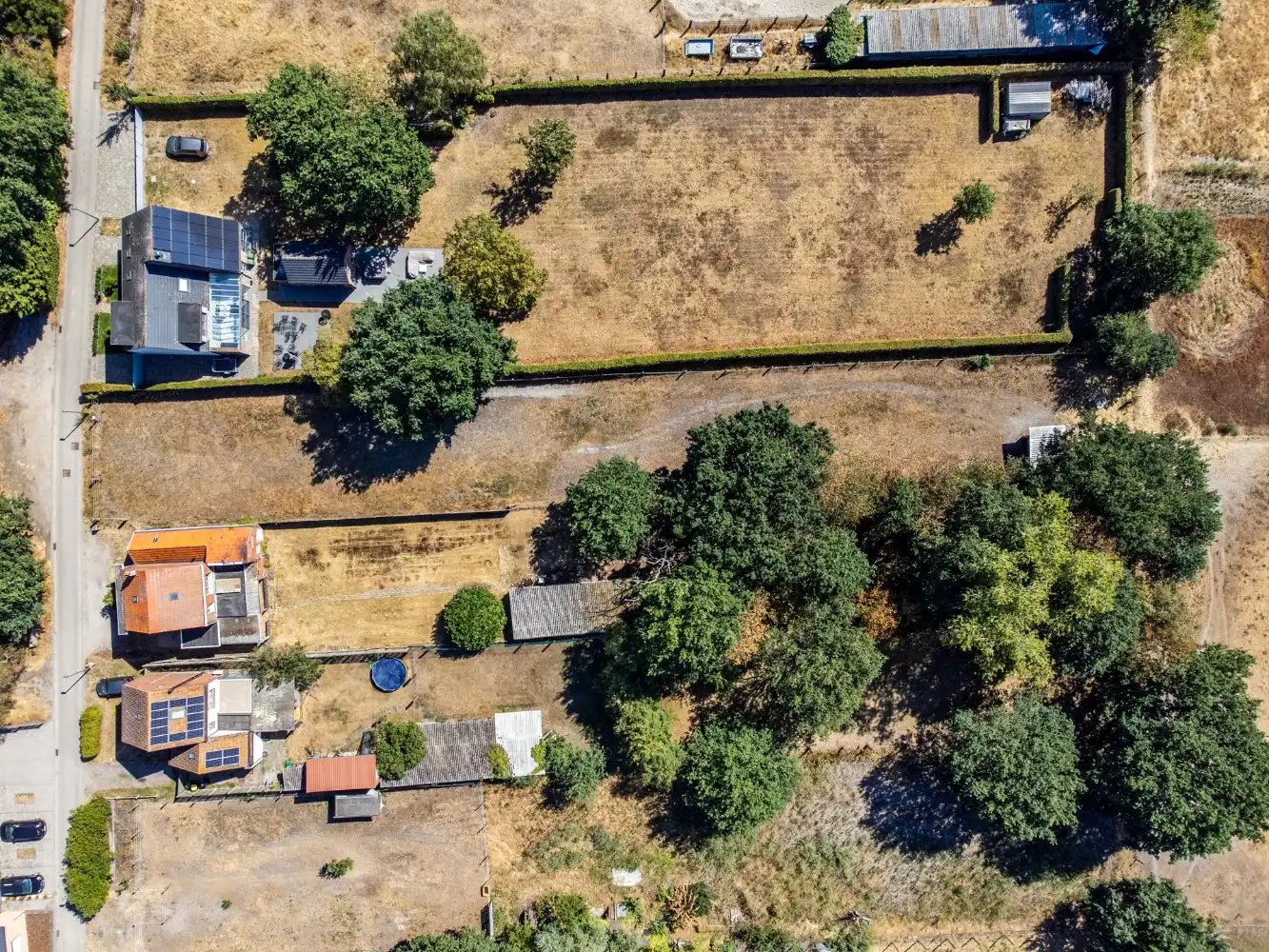Charmante, te renoveren woning met 2 slpk., garage en tuin foto 27