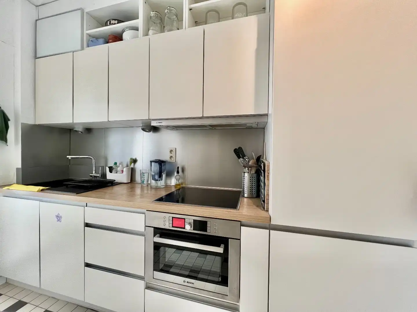 Modern ingericht GEMEUBELD 2 slpk appartement  foto 10