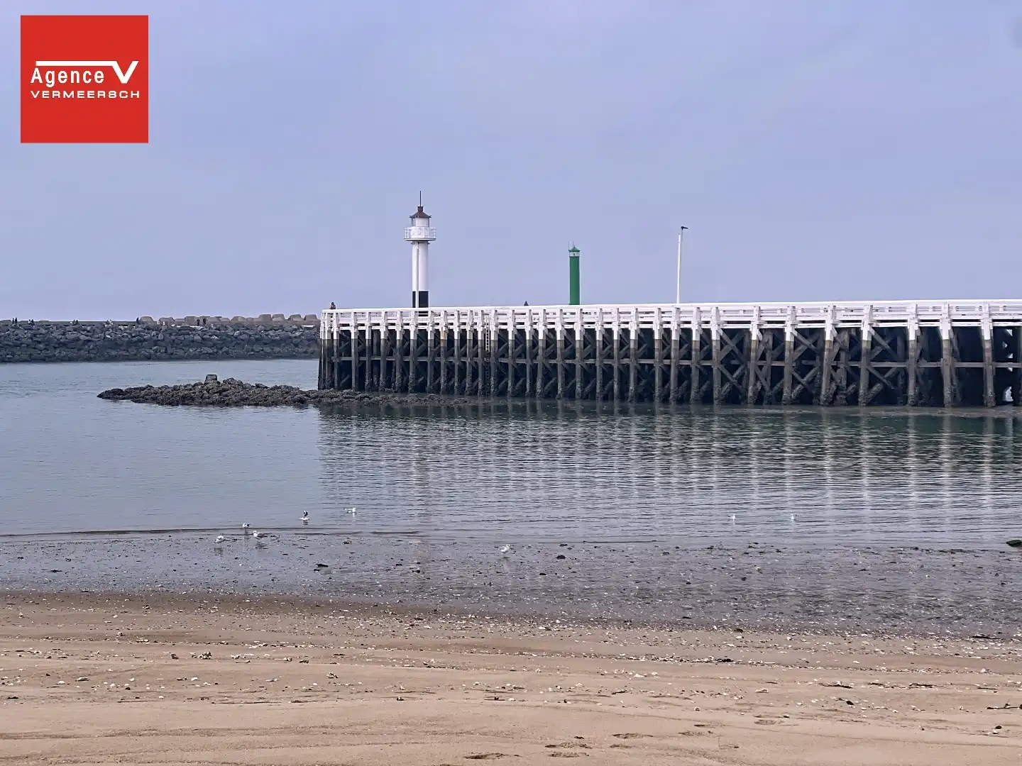 Zeezicht appartement met uniek zicht op Zeeheldenplein en strekdam. foto 7