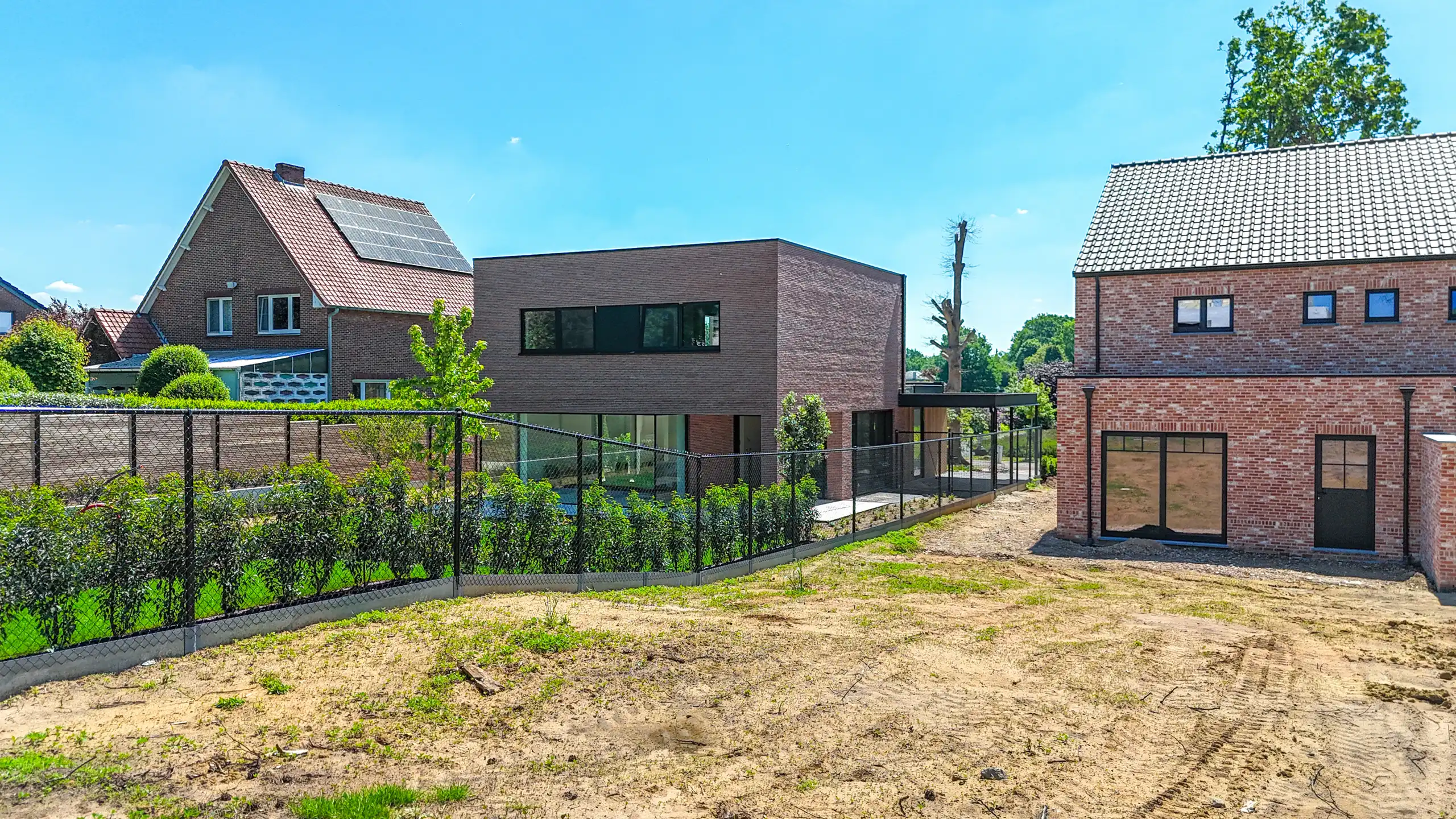 Prachtig gelegen casco+ woning met 4 slaapkamers! foto 16