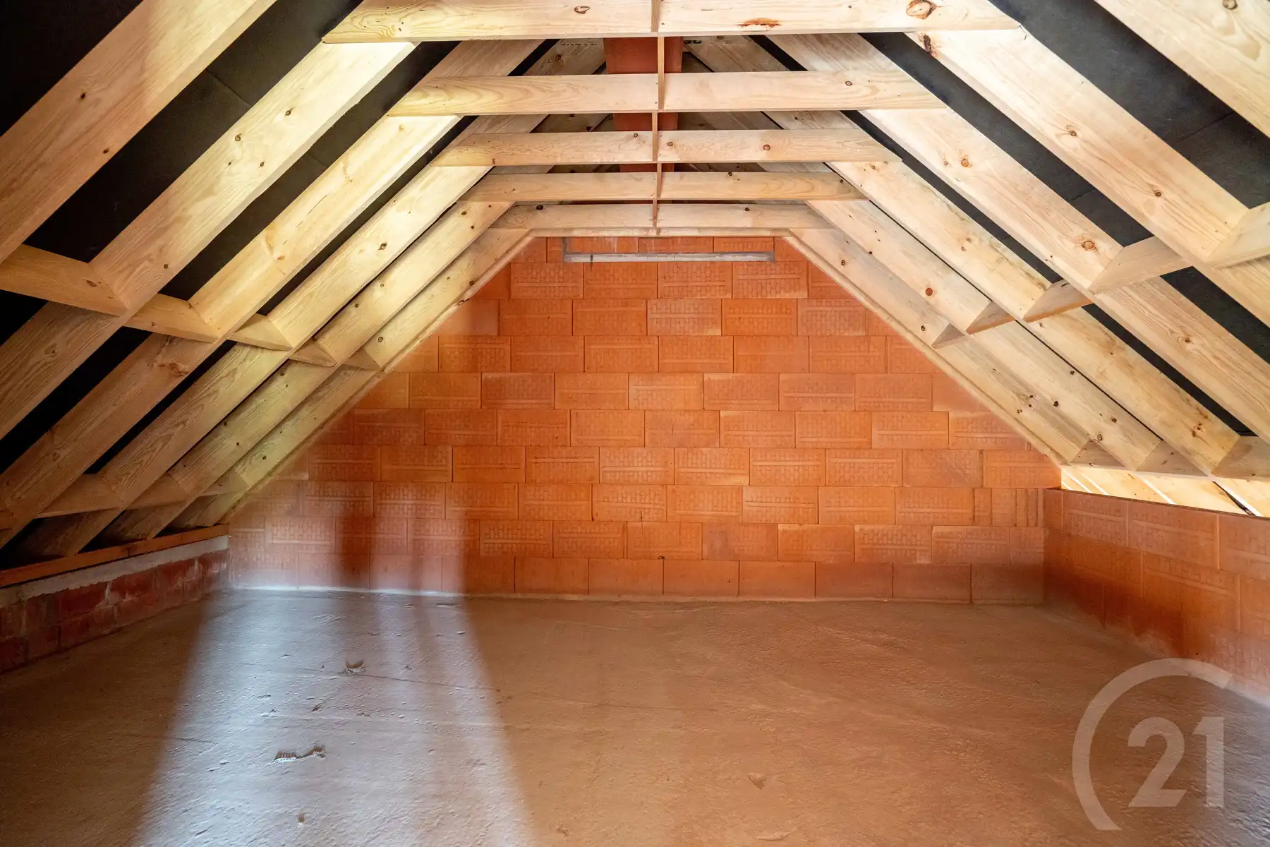 Prachtige en idyllisch gelegen hoeve (casco) op 4 hectare! foto 26