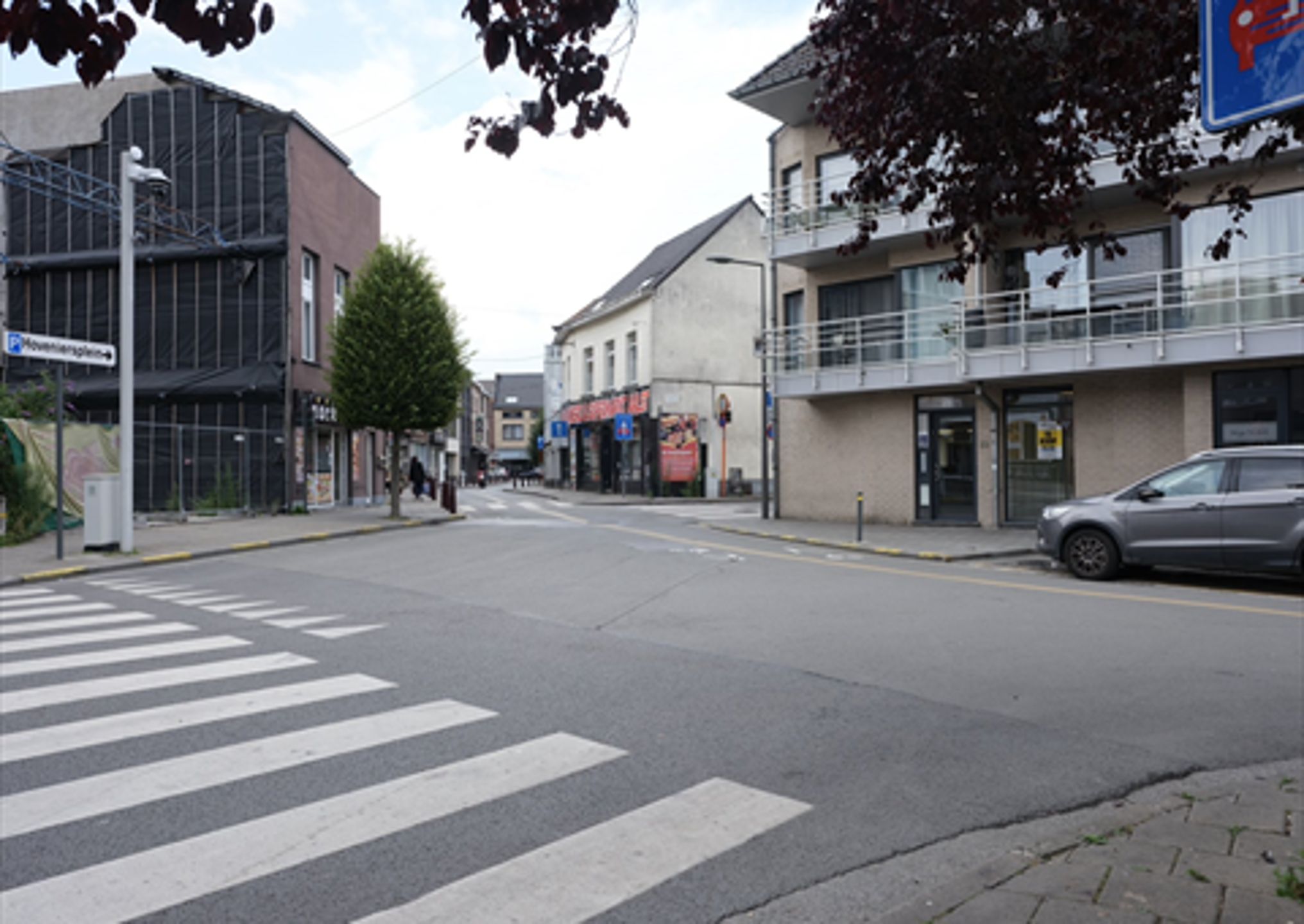 Centraal gelegen gelijkvloerse kantoorruimte te Aalst foto 2