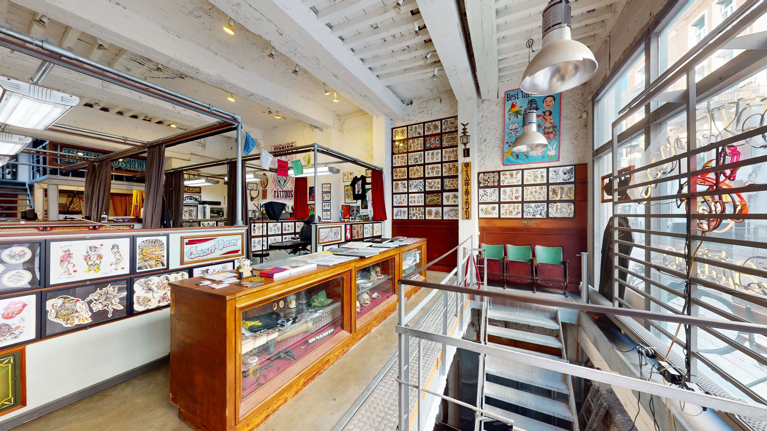 ANTWERPEN - winkelpand op toplocatie foto 3