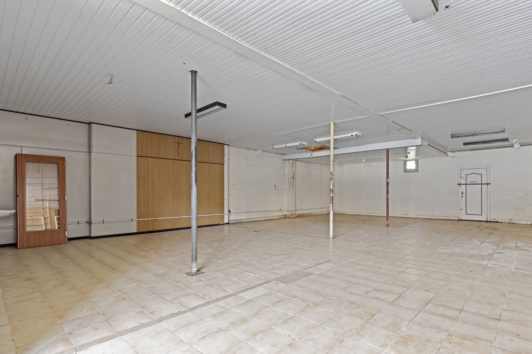 Te renoveren woning met magazijn centrum Heusden foto 25