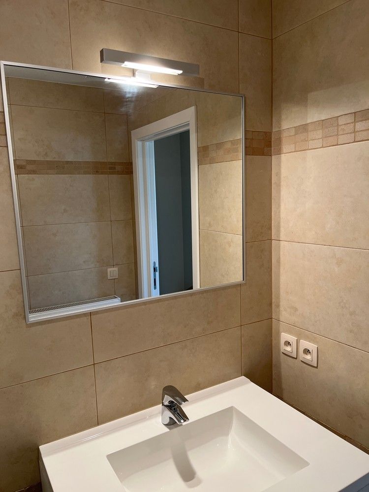 Instapklaar duplex-appartement met terras en autostaanplaats te huur in Rummen. foto 7