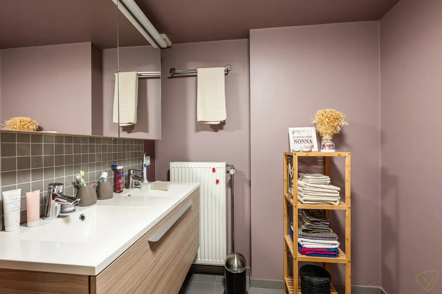 Modern en zeer goed onderhouden gelijkvloersappartement net buiten het centrum! foto 11