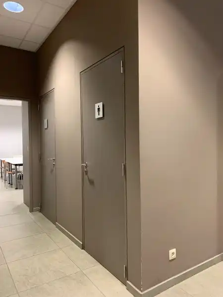 Instapklaar handelsgelijkvloers Te Huur en Te Koop foto 36