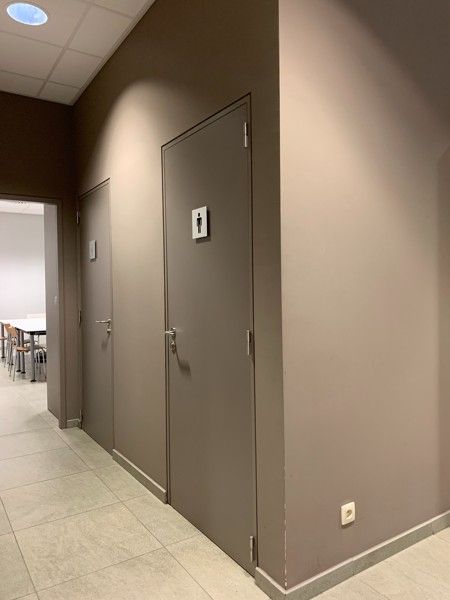 Instapklaar handelsgelijkvloers Te Huur en Te Koop foto 36