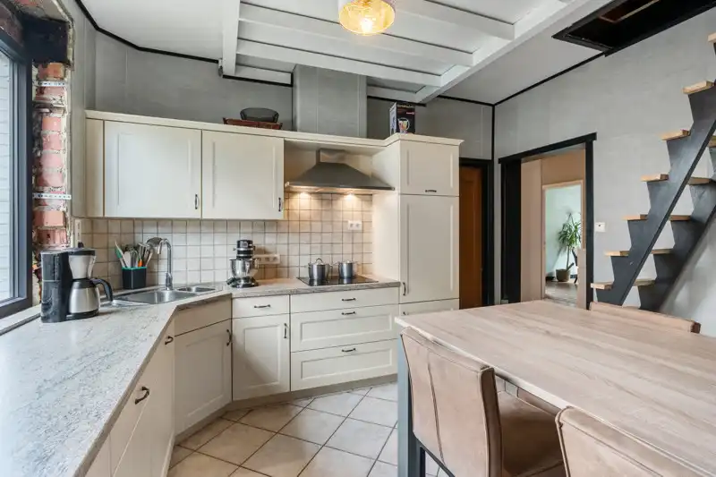 Rustig gelegen woning op 19are 36ca foto 9