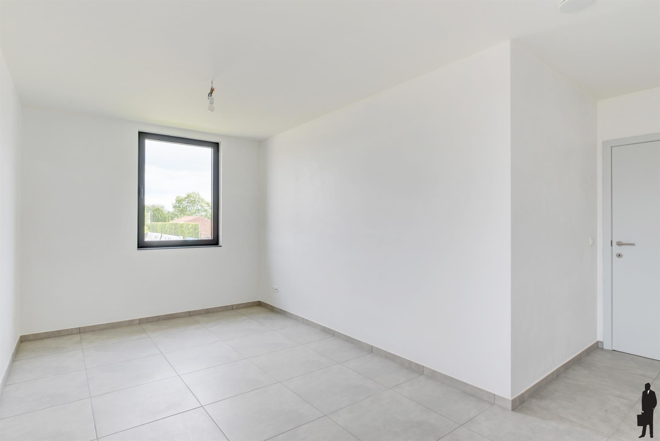 Modern appartement met 3 slaapkamers en terras foto 13