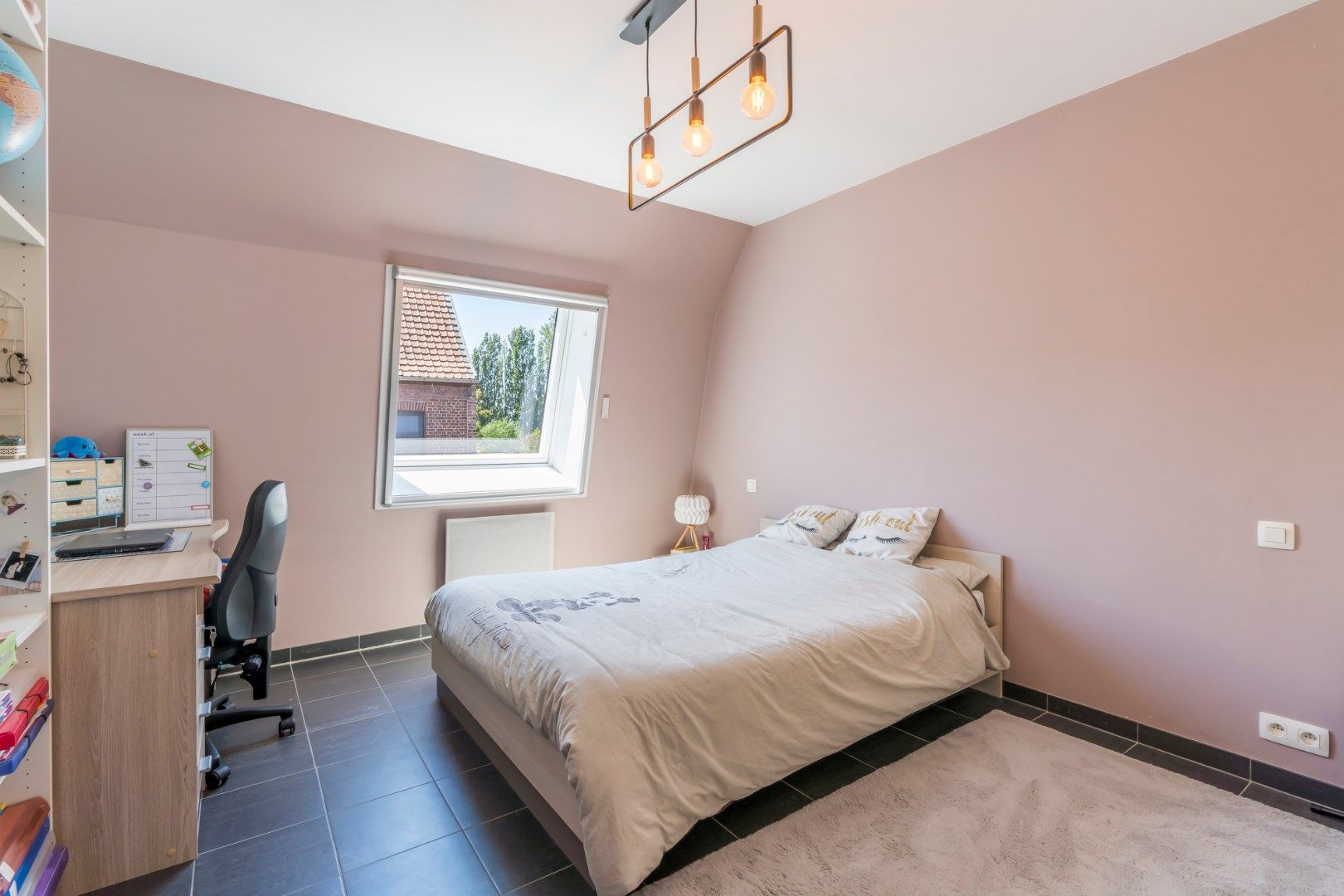 ROESBRUGGE -  Instapklare,  energiezuinige woning voorzien van 4 slaapkamers en zonnige tuin! foto 11