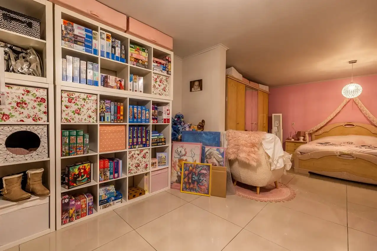 Gerenoveerde bel-etagewoning met 3 slk foto 14