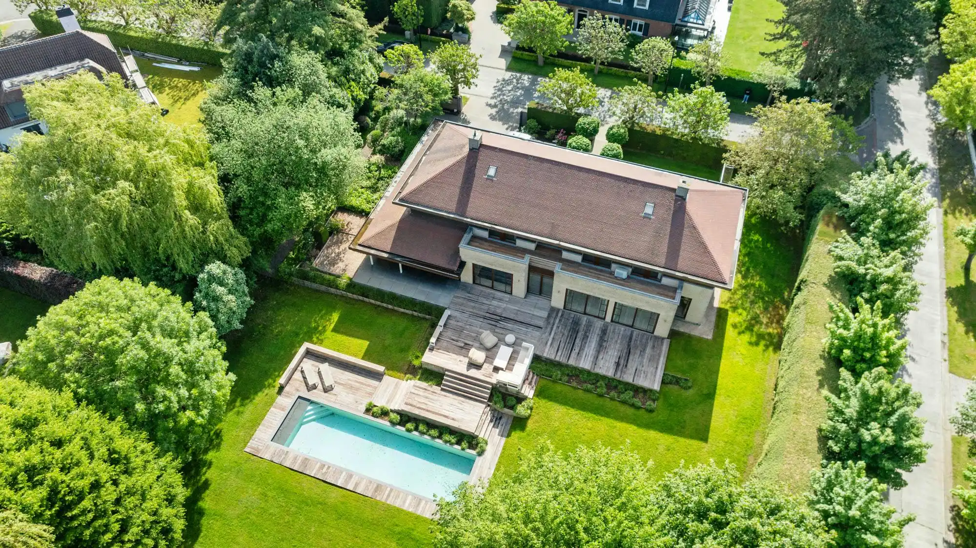 Luxe design villa met zwembad in het prestigieuze Bouchout foto 3