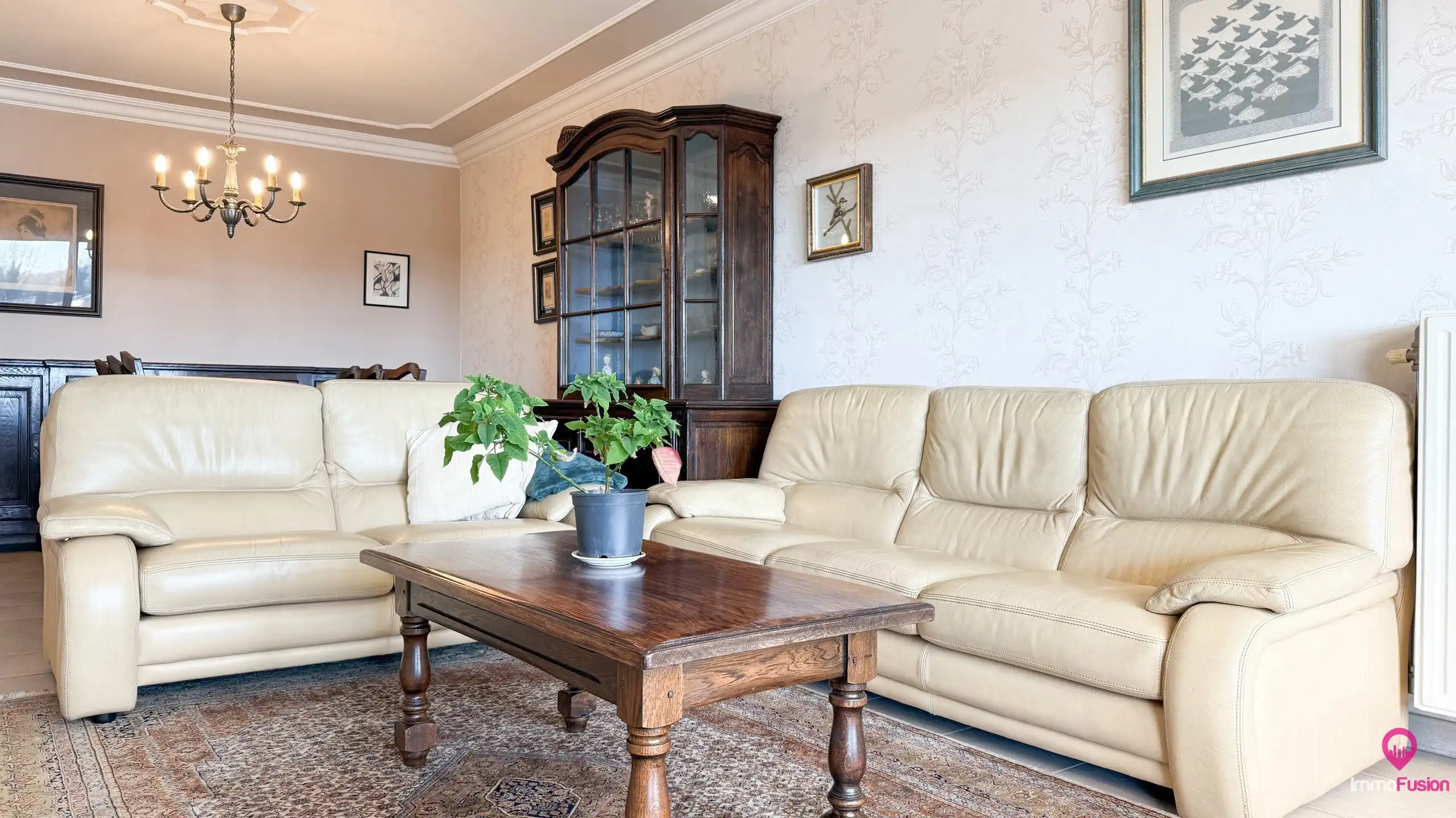 Instapklaar appartement met terras op centrale ligging! foto 5