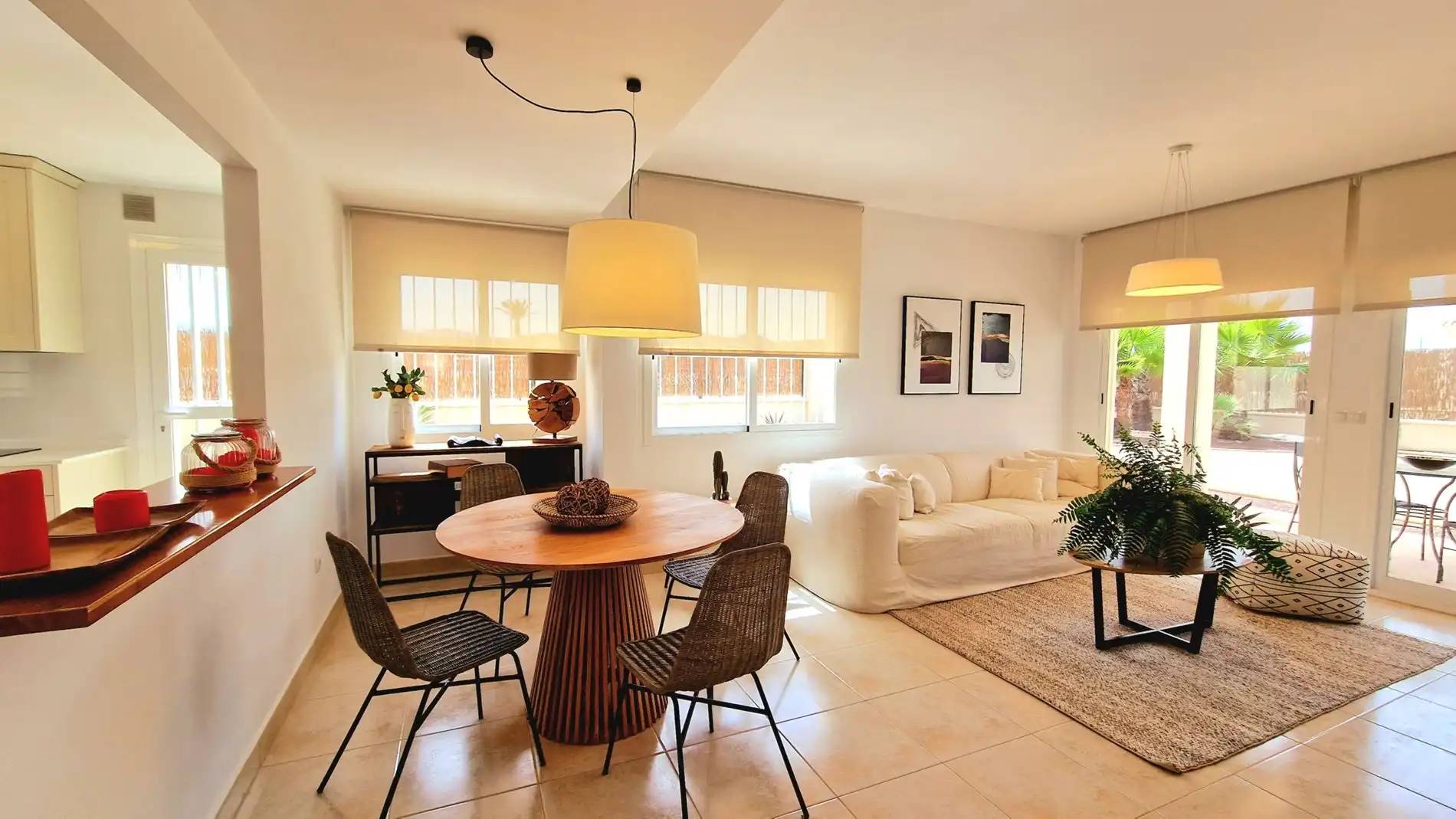 Ruime vrijstaande villa's verdeeld over twee verdiepingen in Lorca, Murcia foto 3