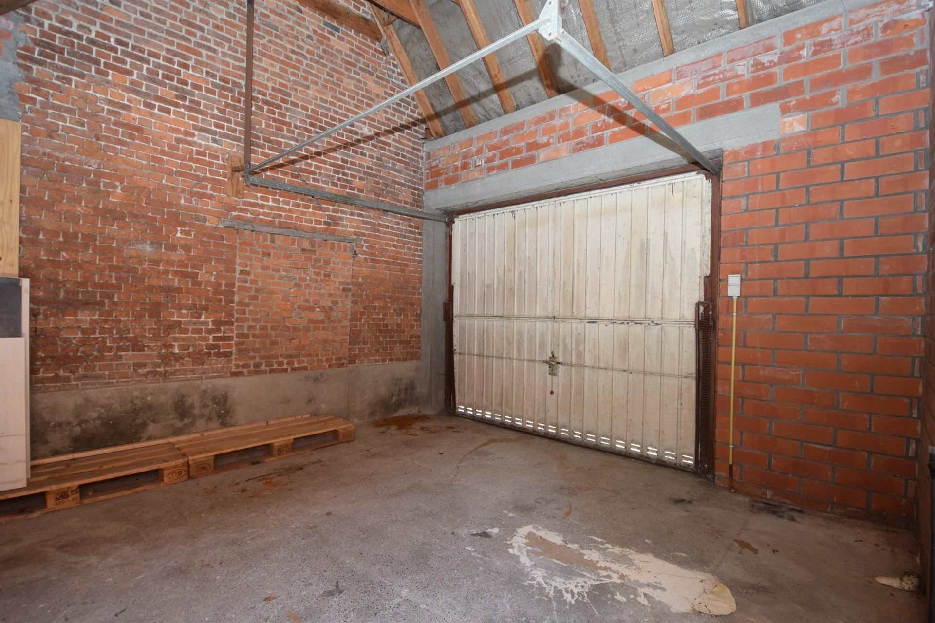 Uitstekend gelegen opbrengsteigendom bestaande uit handelsgelijkvloers + duplex appartement foto 19