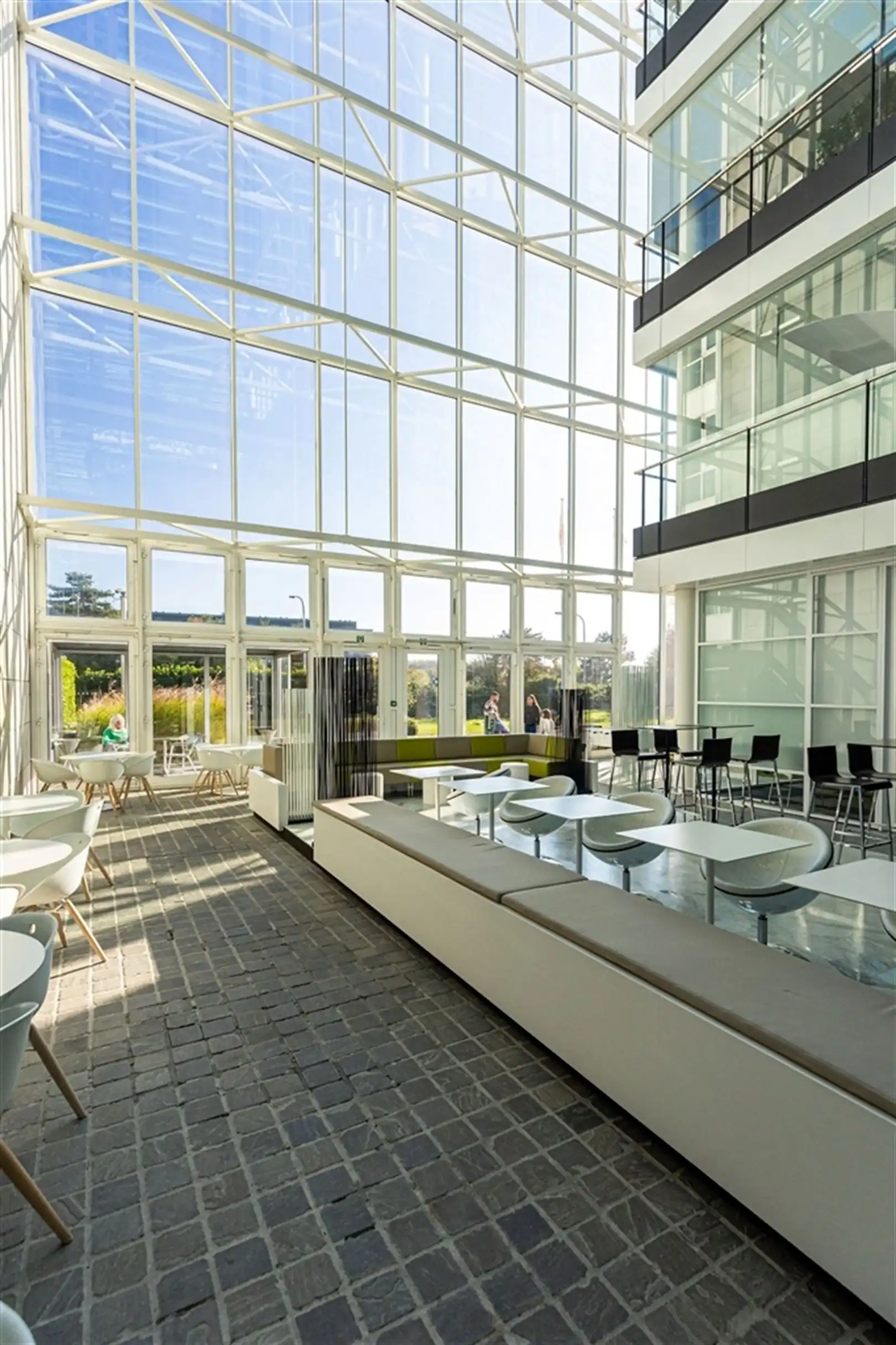 THE HUB : kantoren vanaf 319m² foto 5