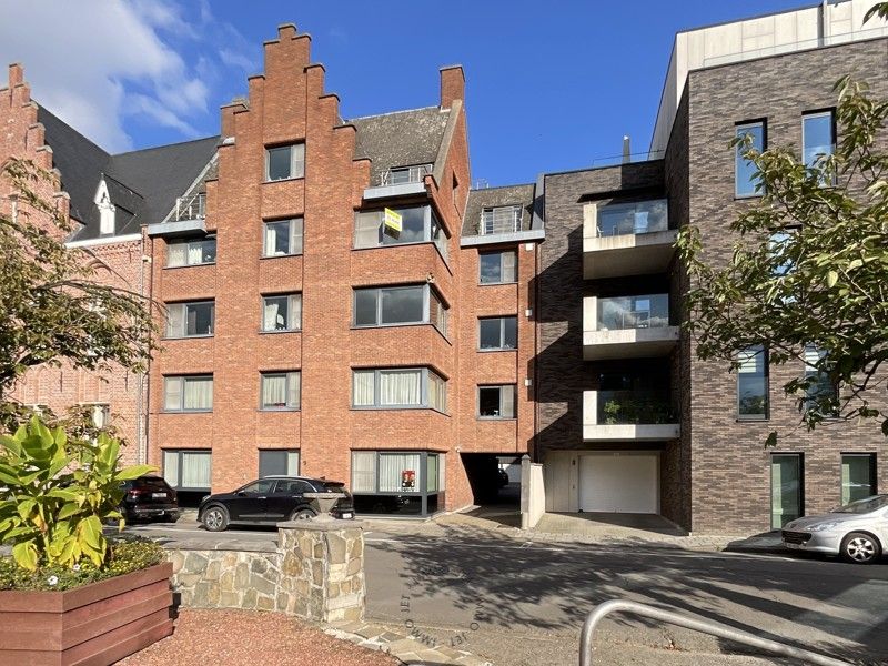 Gezellig duplexappartement in het centrum van Beveren met twee slaapkamers, terras en garage foto 1