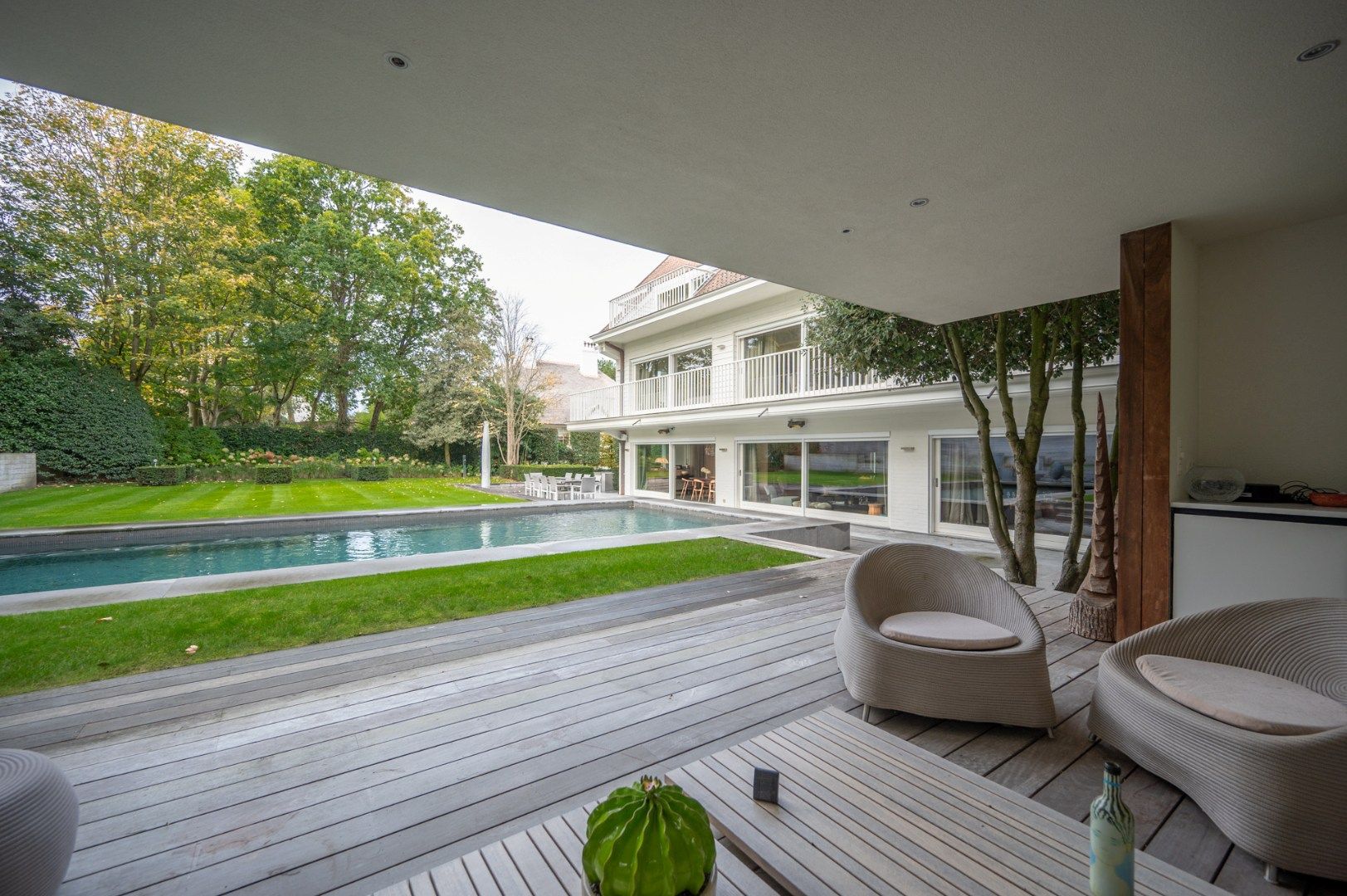 Exclusief: zeer discreet gelegen villa in een rustige omgeving in het Zoute foto 8