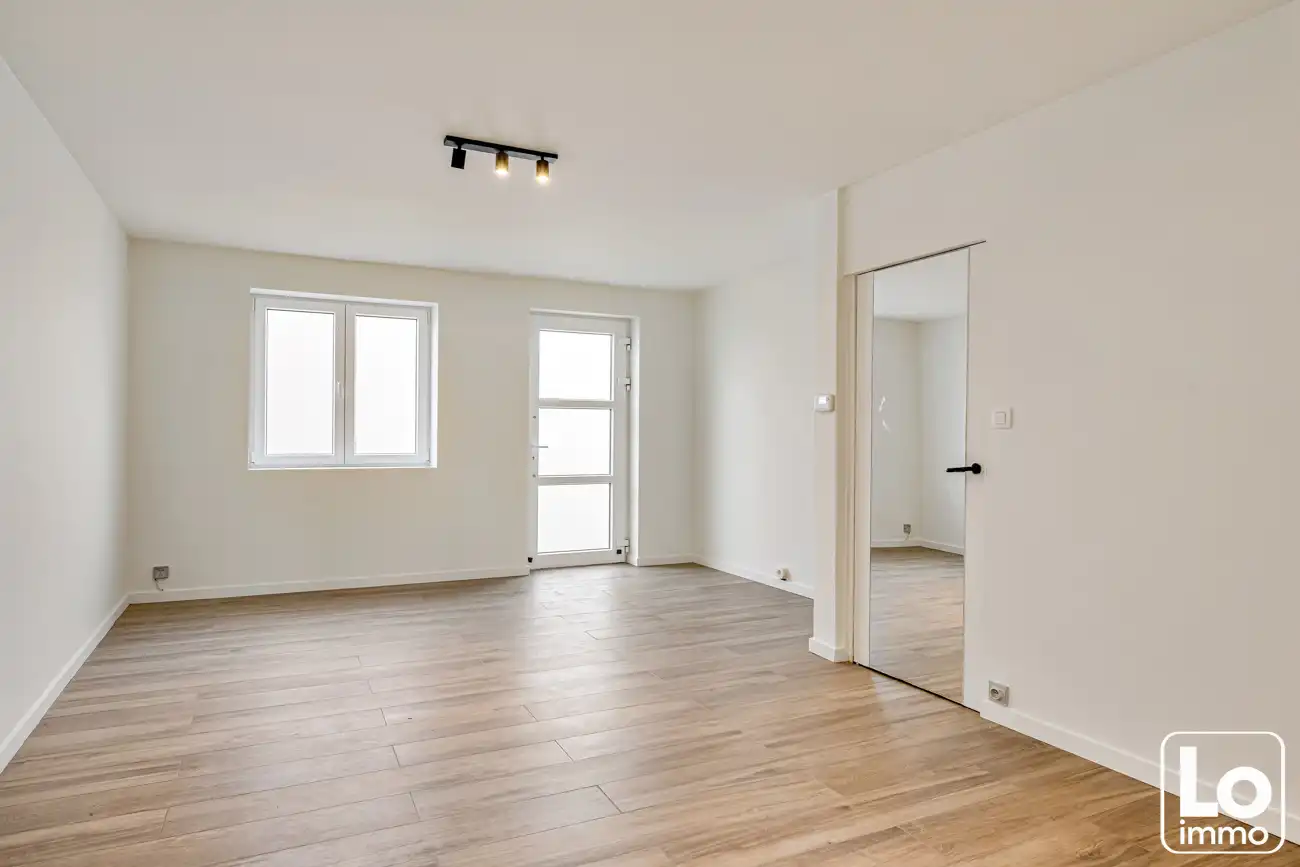Recent gerenoveerde woning met 2 slaapkamers en zuidoost gerichte tuin in Heusden foto 3