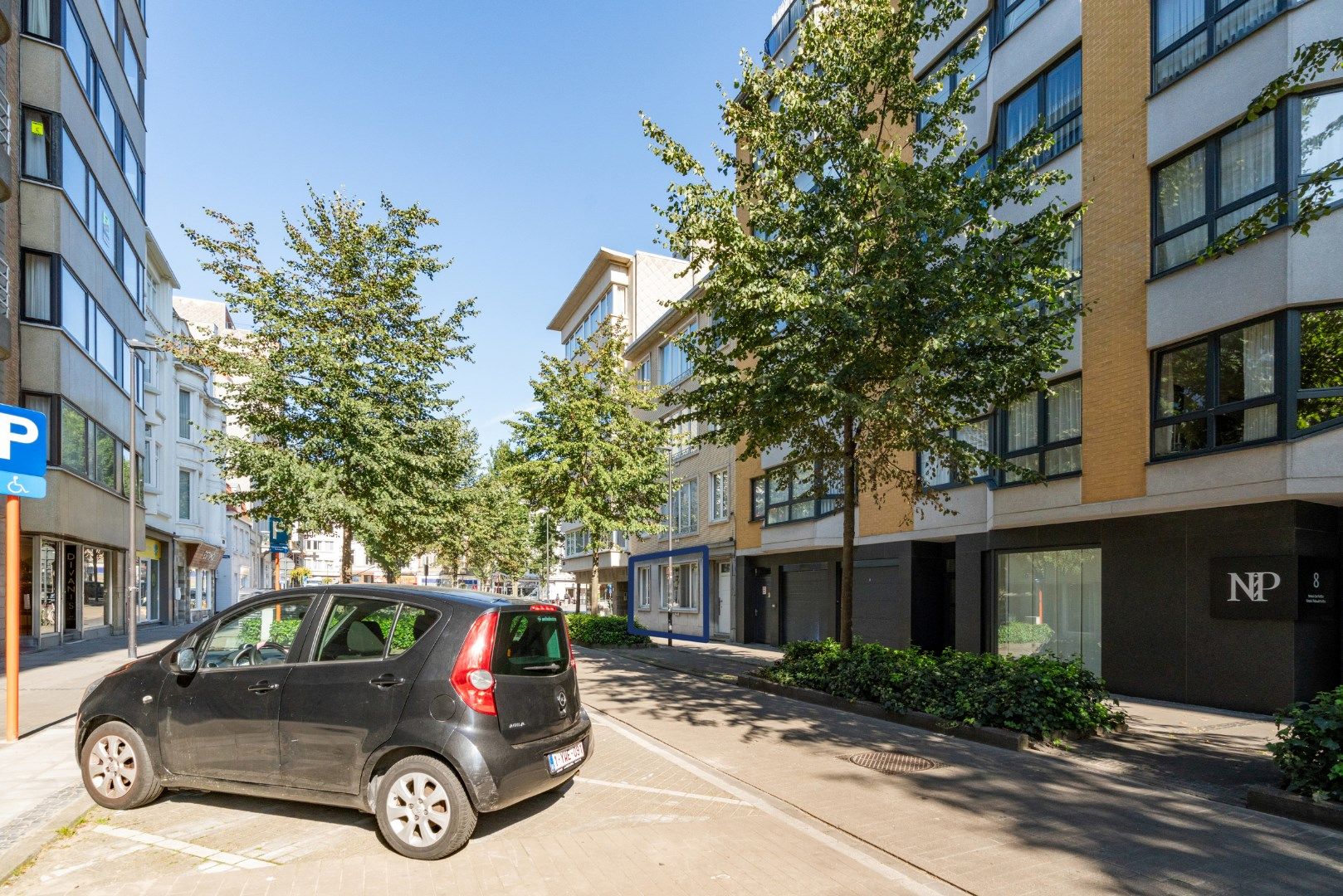 Uiterst centraal gelegen appartement van 114m² foto 10