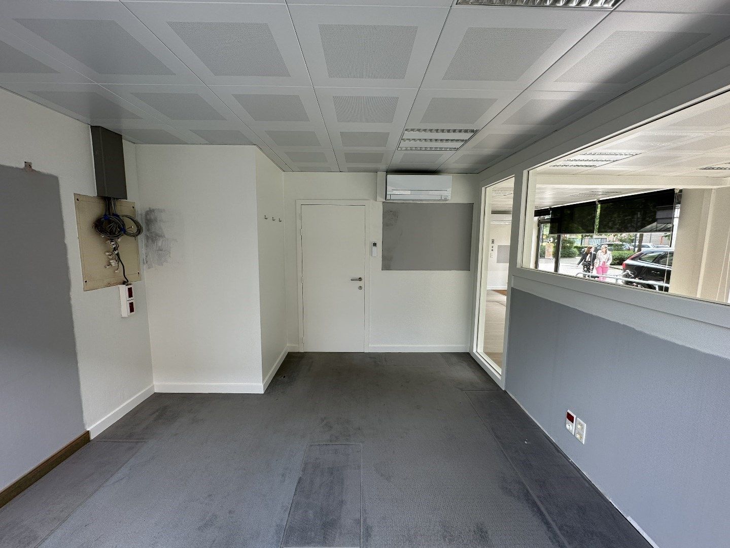 Instapklaar kantoor/winkelruimte, 75 m², Torhout foto 9
